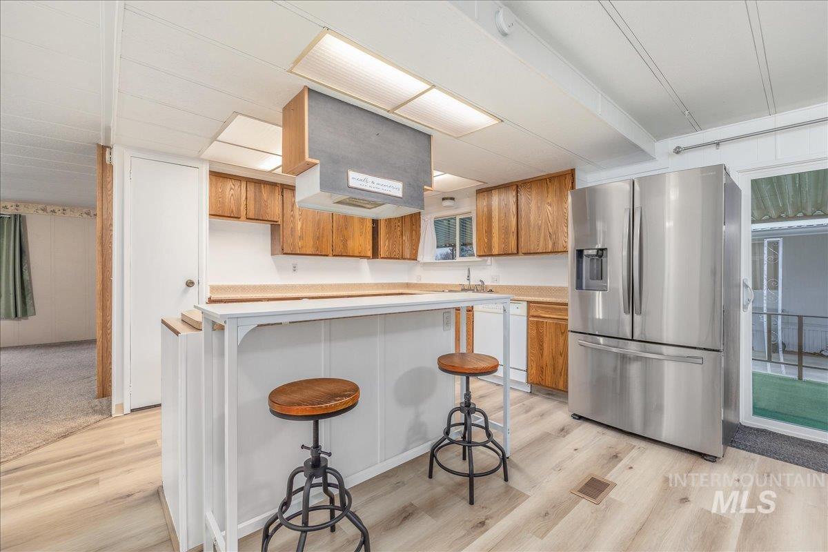 307 Driftwood Rd, Boise, Idaho 83713, 2 Bedrooms, 2 Bathrooms, Residential For Sale, Price $120,000,MLS 98972251