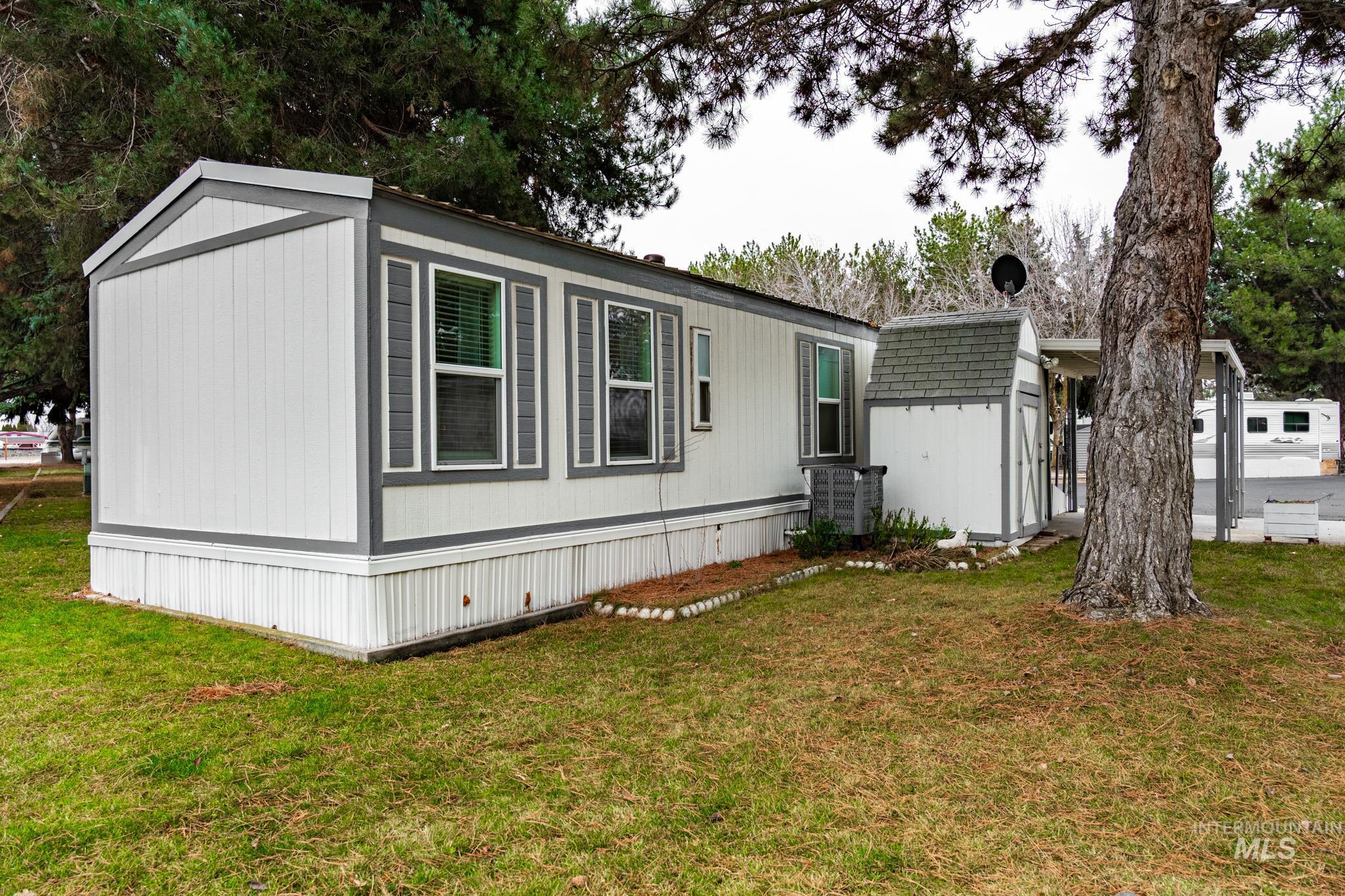 2701 N Alder Drive, Fruitland, Idaho 83619, 2 Bedrooms, 1 Bathroom, Residential For Sale, Price $79,500,MLS 98972252