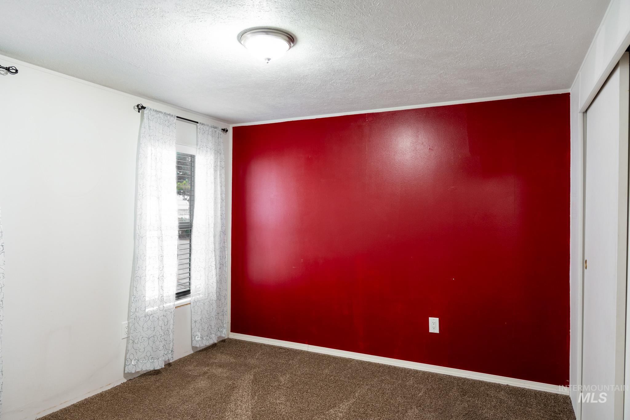 2701 N Alder Drive, Fruitland, Idaho 83619, 2 Bedrooms, 1 Bathroom, Residential For Sale, Price $79,500,MLS 98972252