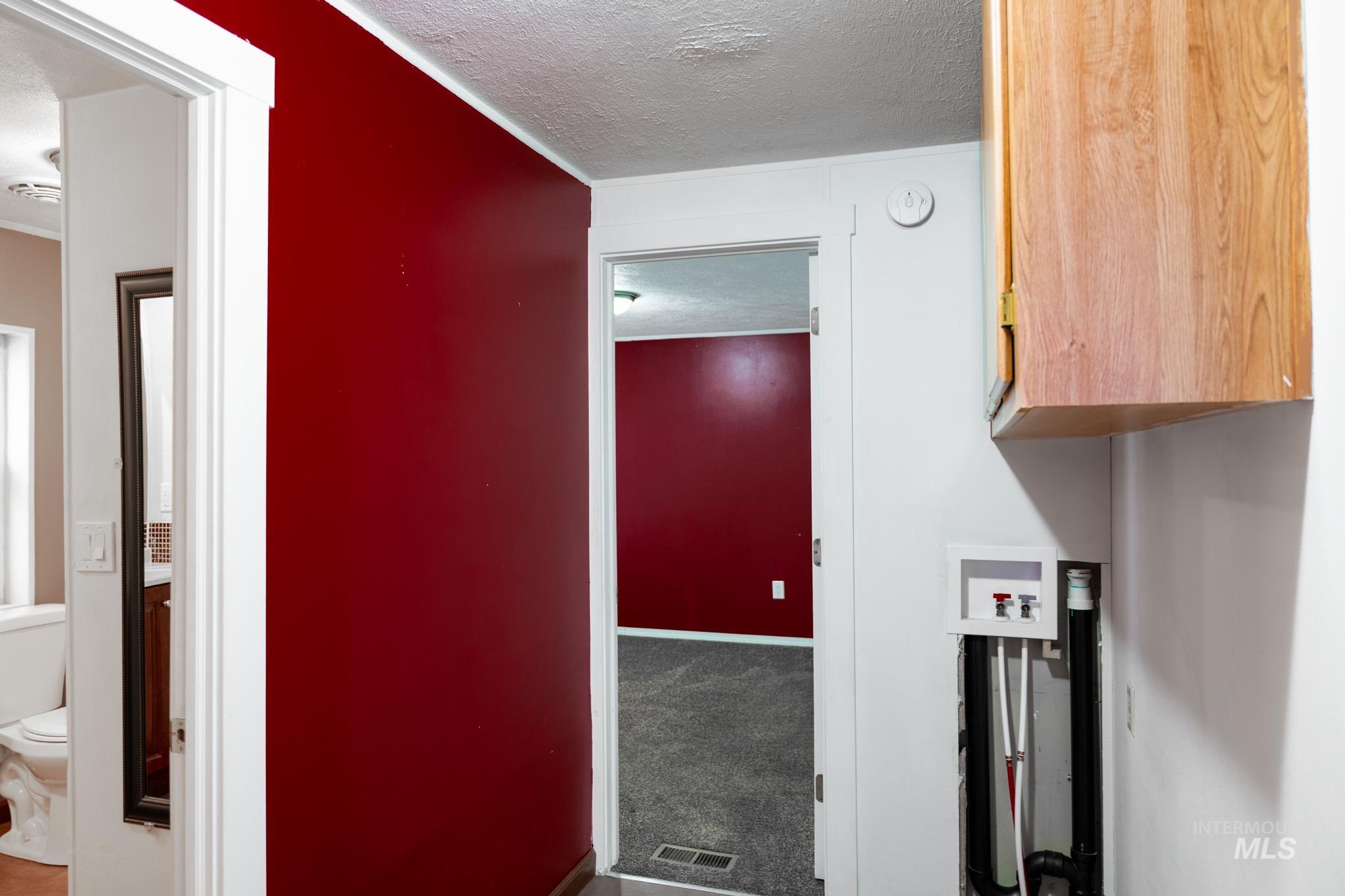 2701 N Alder Drive, Fruitland, Idaho 83619, 2 Bedrooms, 1 Bathroom, Residential For Sale, Price $79,500,MLS 98972252