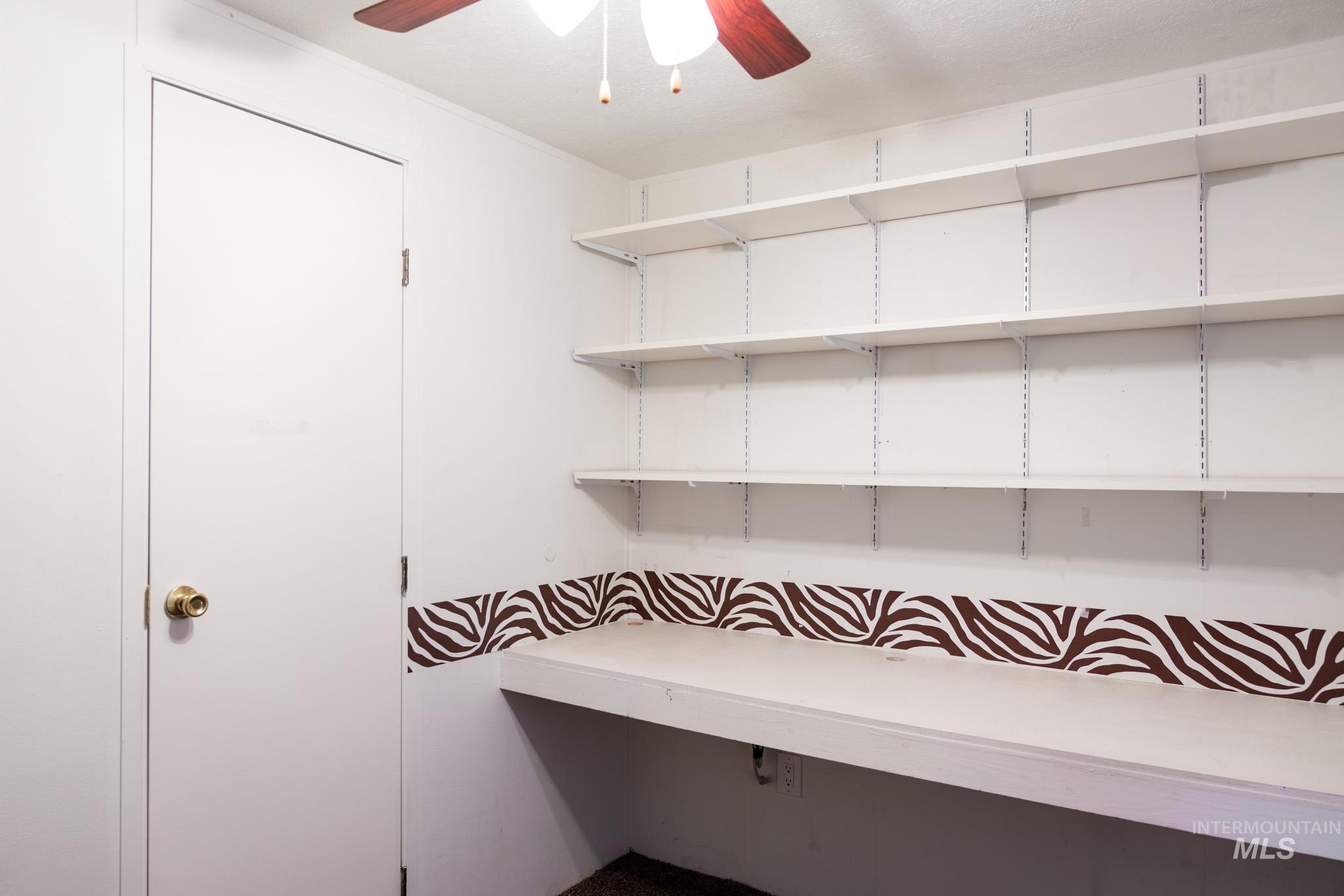 2701 N Alder Drive, Fruitland, Idaho 83619, 2 Bedrooms, 1 Bathroom, Residential For Sale, Price $79,500,MLS 98972252