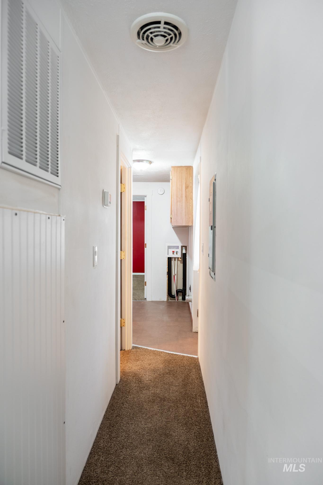 2701 N Alder Drive, Fruitland, Idaho 83619, 2 Bedrooms, 1 Bathroom, Residential For Sale, Price $79,500,MLS 98972252