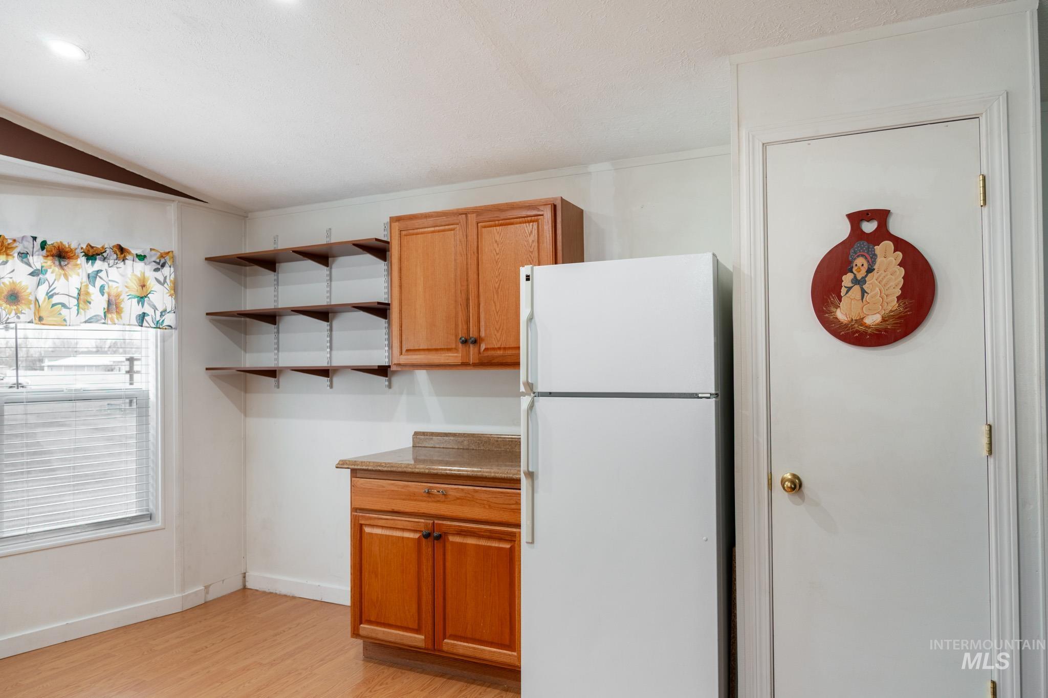 2701 N Alder Drive, Fruitland, Idaho 83619, 2 Bedrooms, 1 Bathroom, Residential For Sale, Price $79,500,MLS 98972252