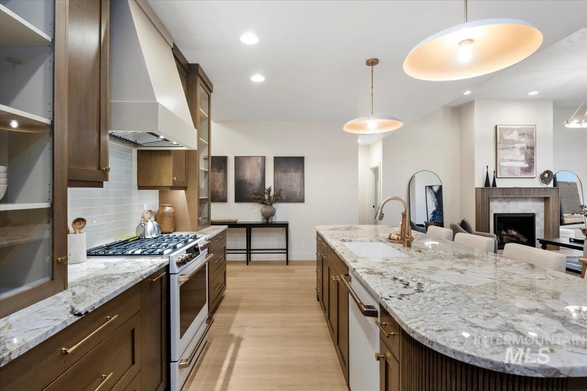 141 NE 8th St, Fruitland, Idaho 83619, 3 Bedrooms, 2 Bathrooms, Residential For Sale, Price $615,000,MLS 98972260