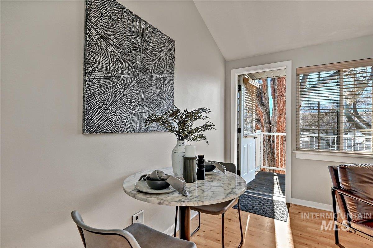 305 Village Lane, Boise, Idaho 83702, 1 Bedroom, 1 Bathroom, Residential For Sale, Price $329,000,MLS 98972262