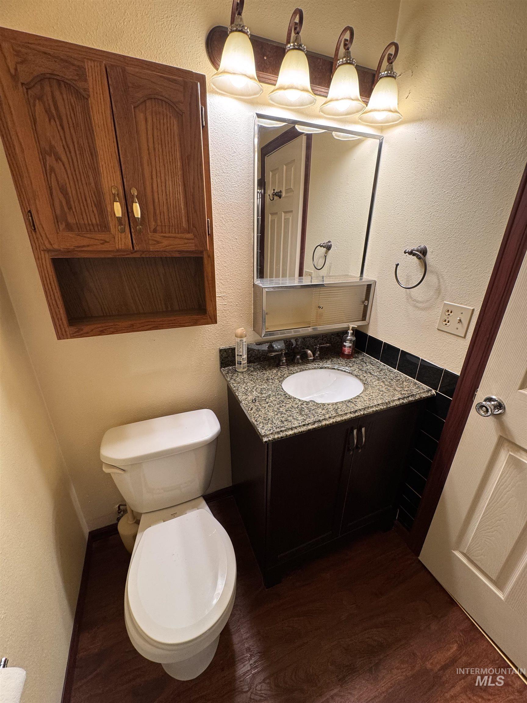 606 4Th St, Fruitland, Idaho 83619, 3 Bedrooms, 1.5 Bathrooms, Residential For Sale, Price $325,000,MLS 98972263