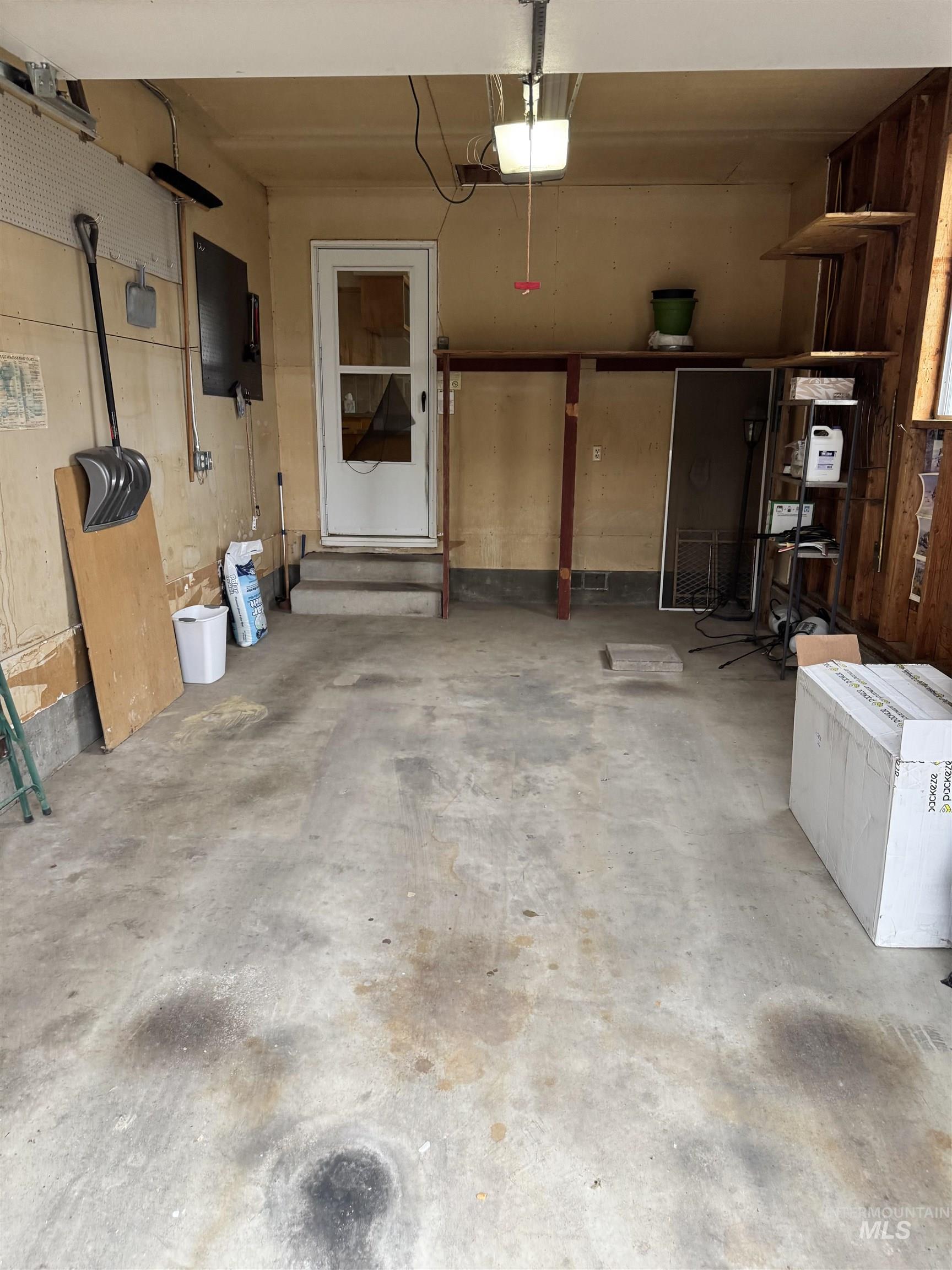 606 4Th St, Fruitland, Idaho 83619, 3 Bedrooms, 1.5 Bathrooms, Residential For Sale, Price $325,000,MLS 98972263