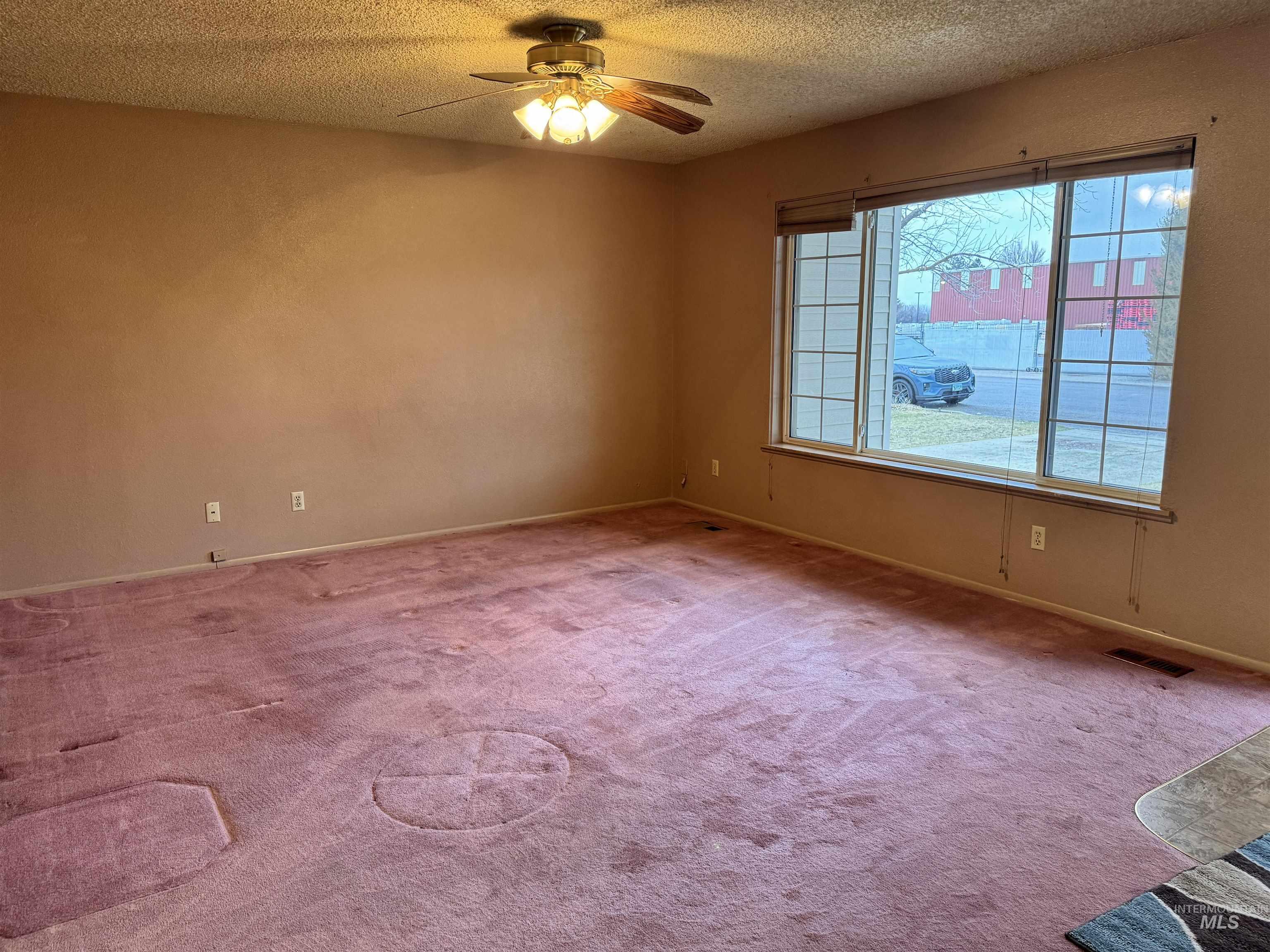 606 4Th St, Fruitland, Idaho 83619, 3 Bedrooms, 1.5 Bathrooms, Residential For Sale, Price $325,000,MLS 98972263