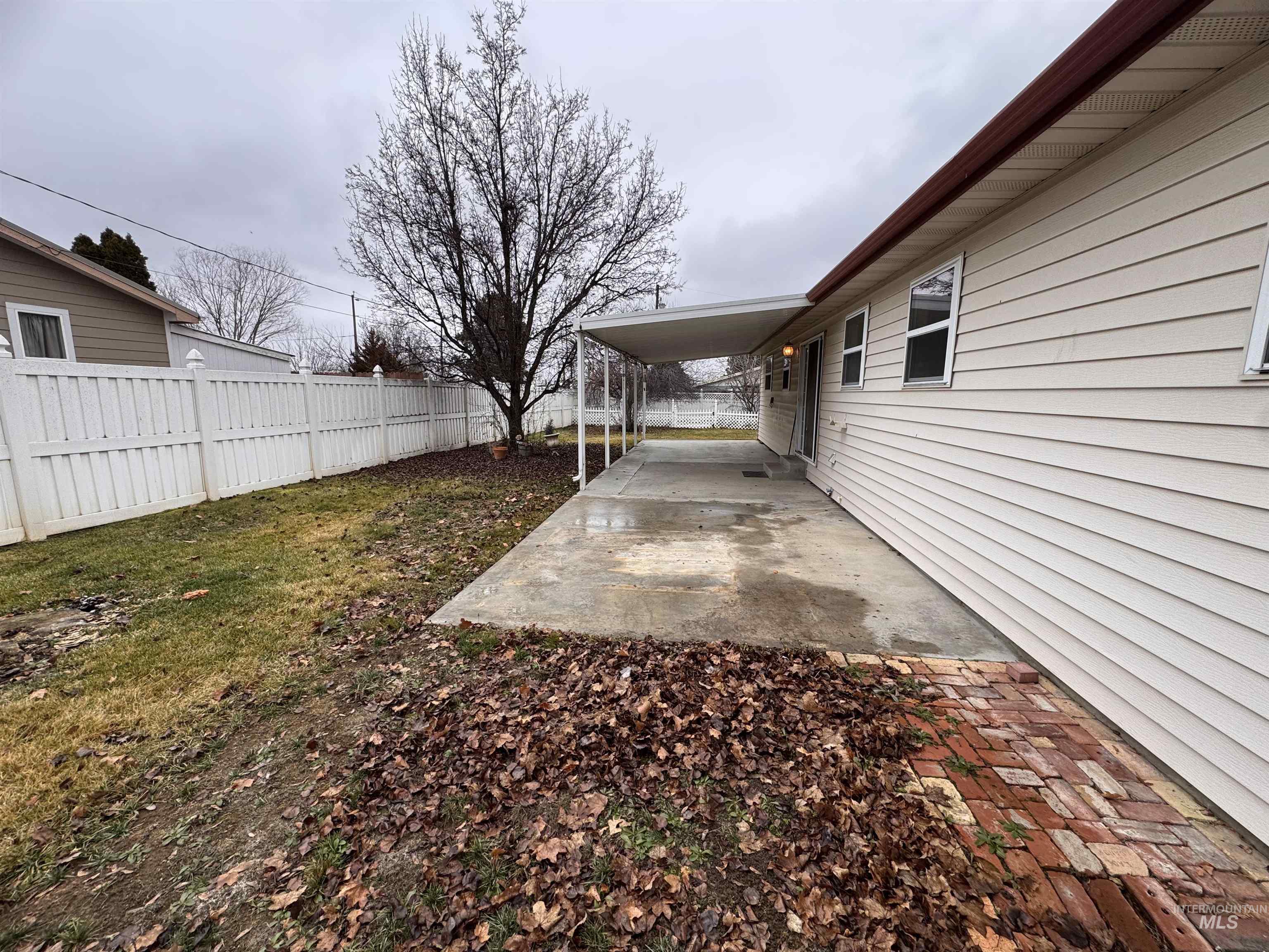 606 4Th St, Fruitland, Idaho 83619, 3 Bedrooms, 1.5 Bathrooms, Residential For Sale, Price $325,000,MLS 98972263