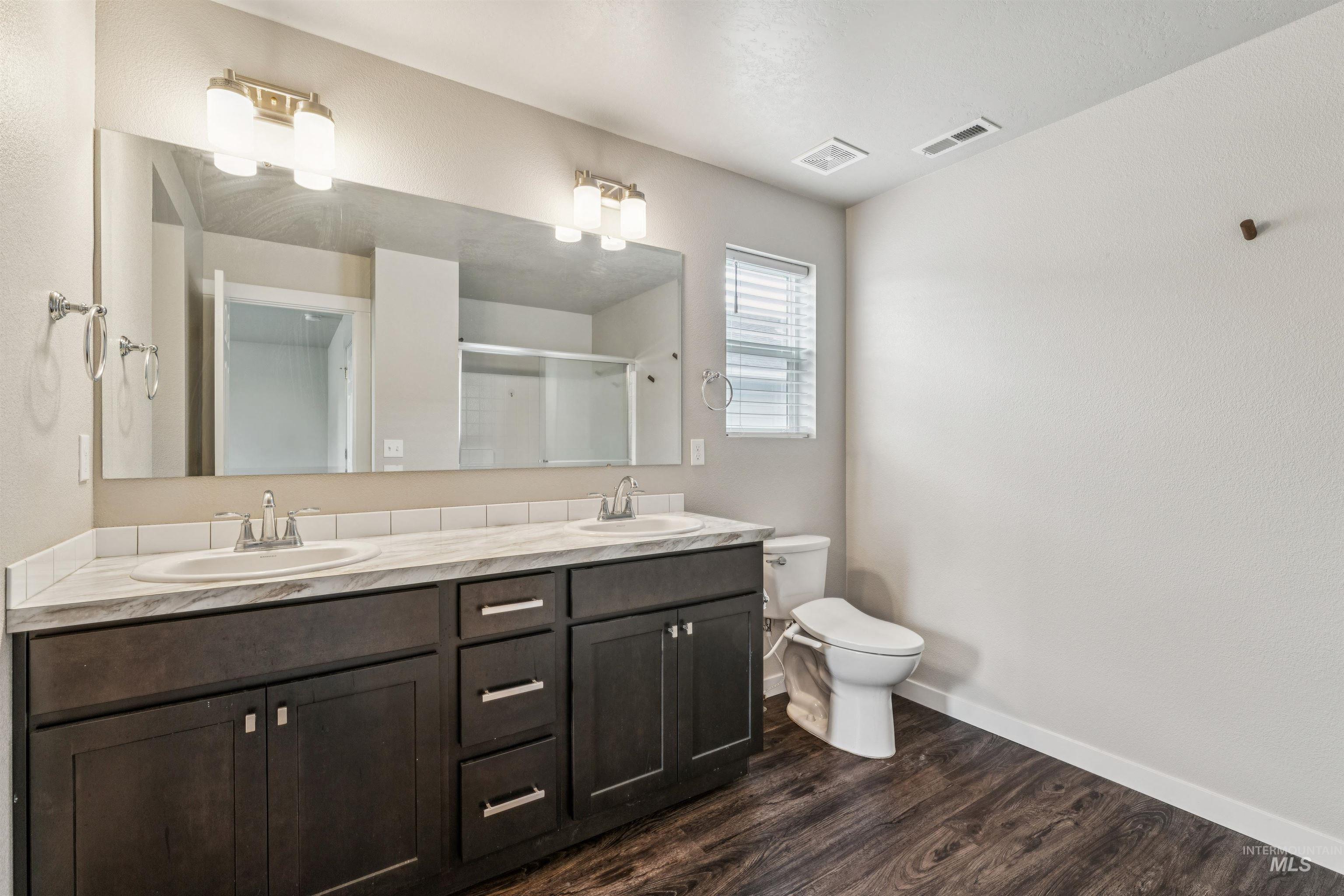 9968 W Smoke Ranch Drive, Boise, Idaho 83709, 3 Bedrooms, 2.5 Bathrooms, Residential For Sale, Price $474,900,MLS 98972264