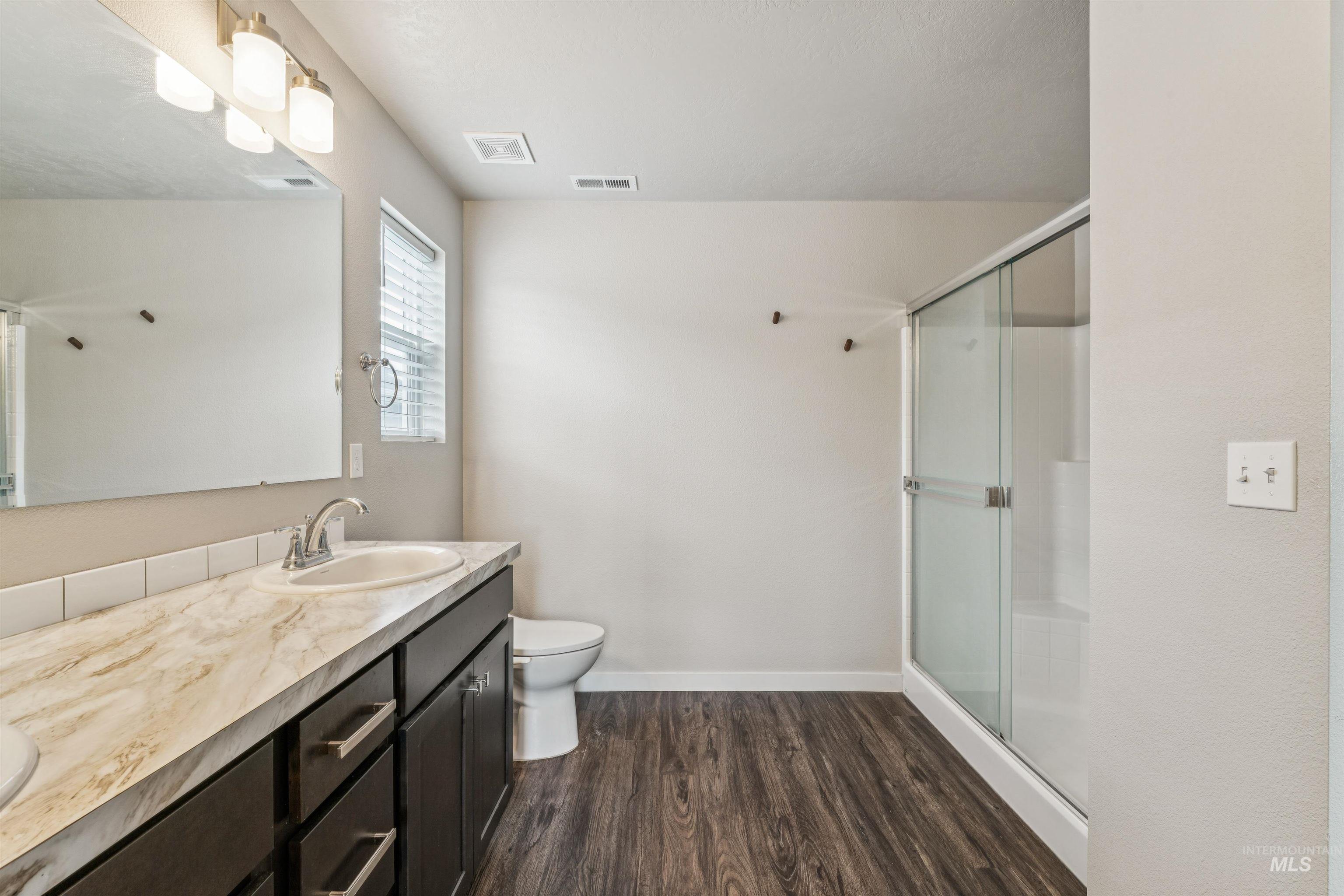 9968 W Smoke Ranch Drive, Boise, Idaho 83709, 3 Bedrooms, 2.5 Bathrooms, Residential For Sale, Price $474,900,MLS 98972264