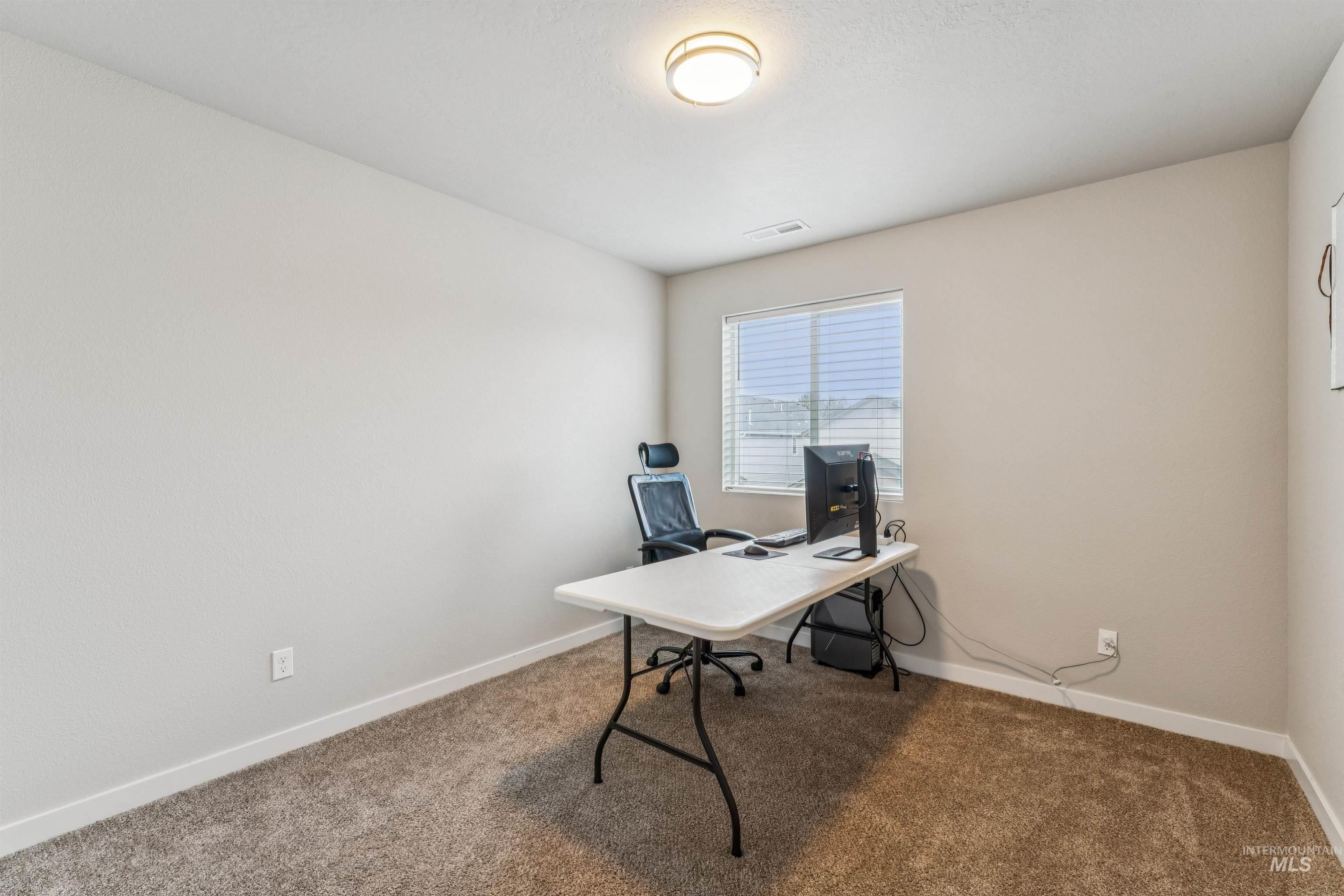 9968 W Smoke Ranch Drive, Boise, Idaho 83709, 3 Bedrooms, 2.5 Bathrooms, Residential For Sale, Price $474,900,MLS 98972264