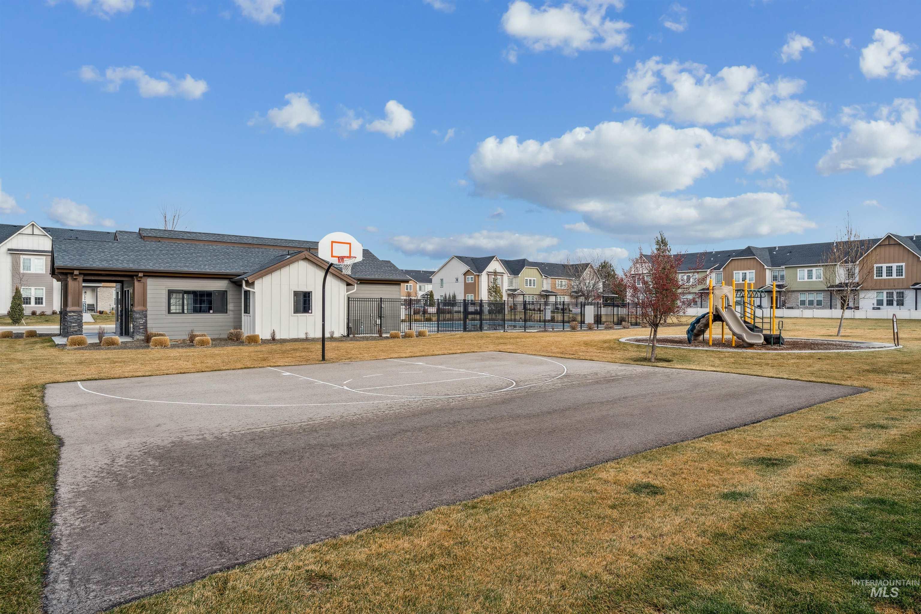 9968 W Smoke Ranch Drive, Boise, Idaho 83709, 3 Bedrooms, 2.5 Bathrooms, Residential For Sale, Price $474,900,MLS 98972264