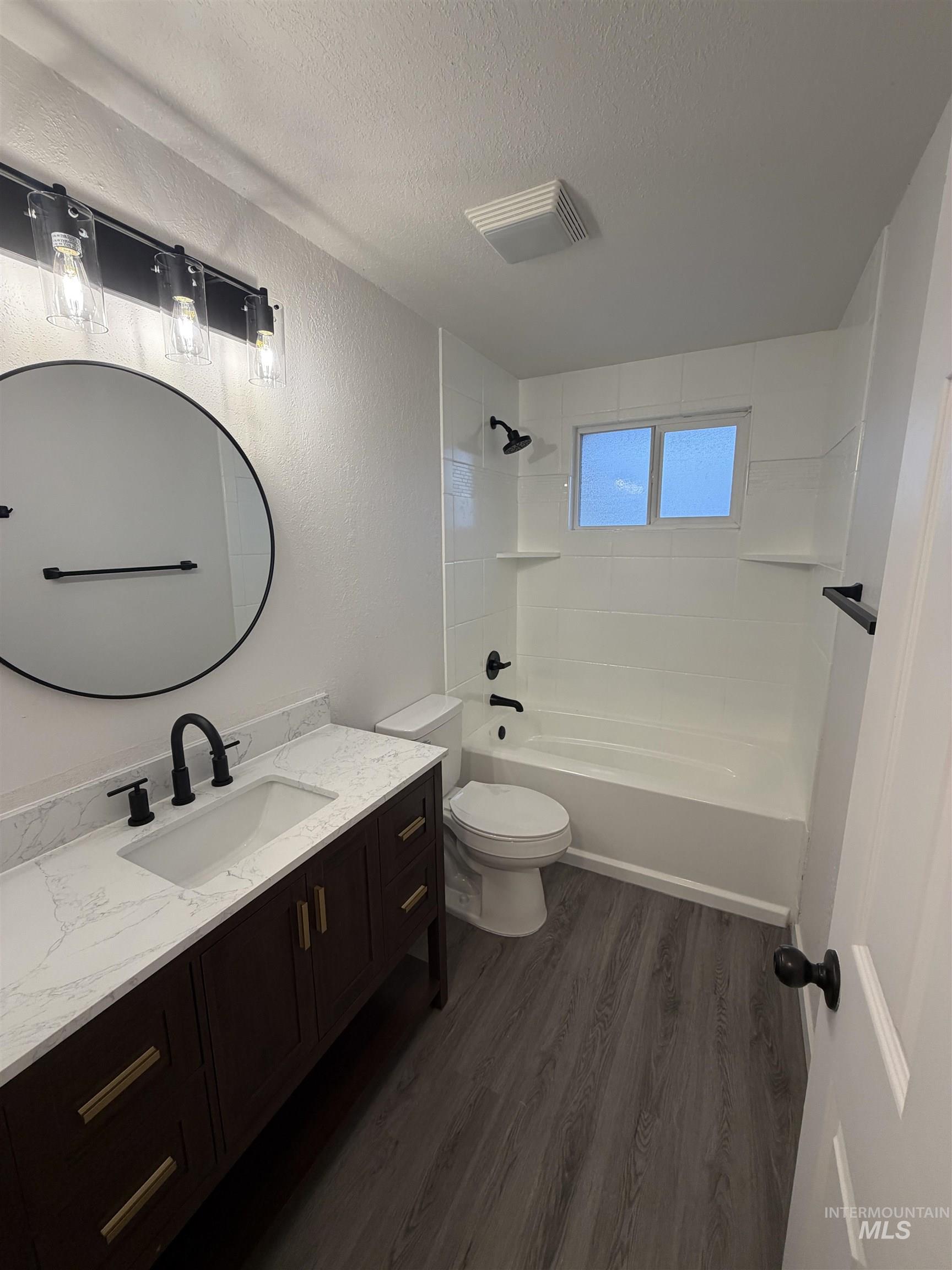 1026 Sweetwood Cir, Nampa, Idaho 83651, 3 Bedrooms, 1 Bathroom, Residential For Sale, Price $324,900,MLS 98972268