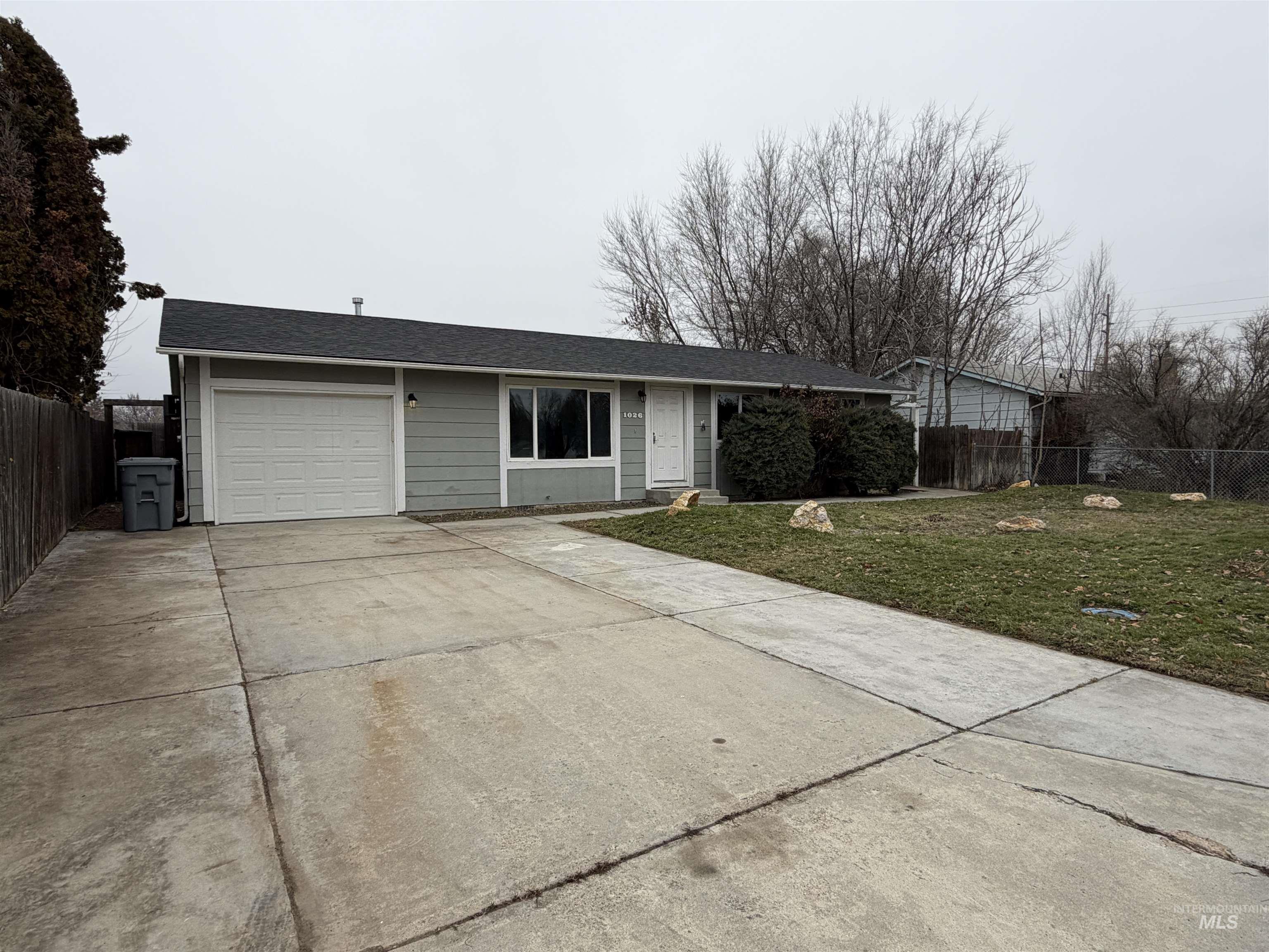 1026 Sweetwood Cir, Nampa, Idaho 83651, 3 Bedrooms, 1 Bathroom, Residential For Sale, Price $324,900,MLS 98972268