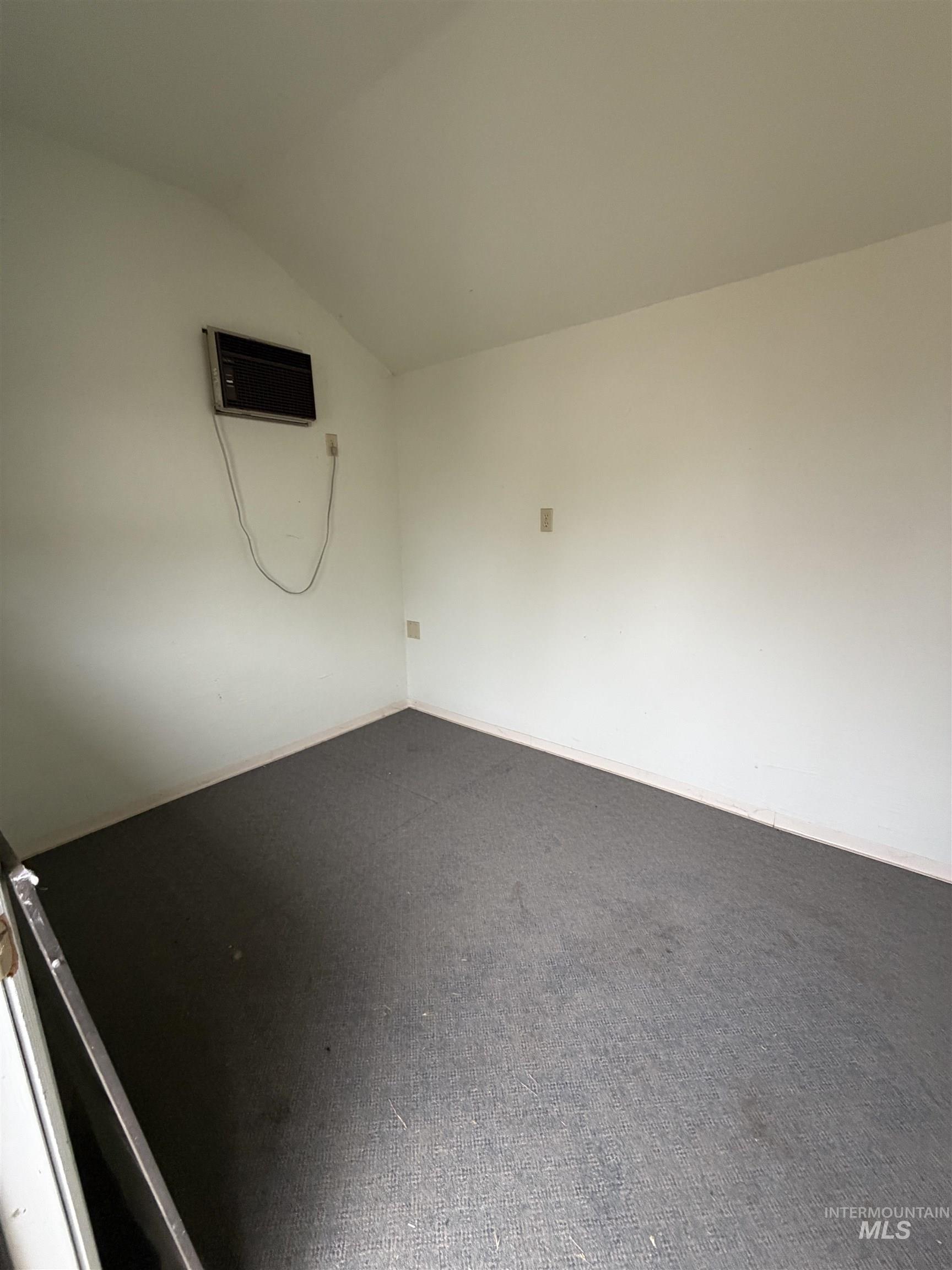 1026 Sweetwood Cir, Nampa, Idaho 83651, 3 Bedrooms, 1 Bathroom, Residential For Sale, Price $324,900,MLS 98972268