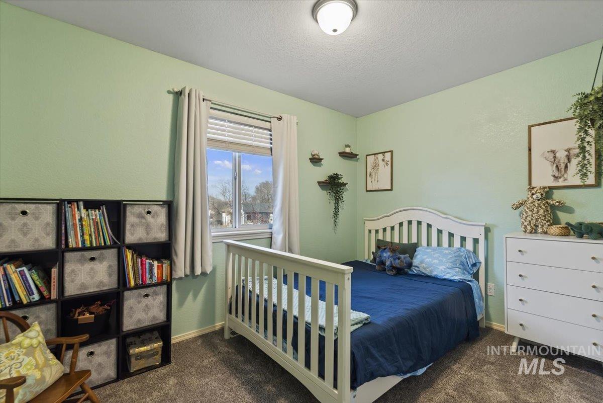 58 S Peppermint Dr, Nampa, Idaho 83687, 3 Bedrooms, 2 Bathrooms, Residential For Sale, Price $355,000,MLS 98972269