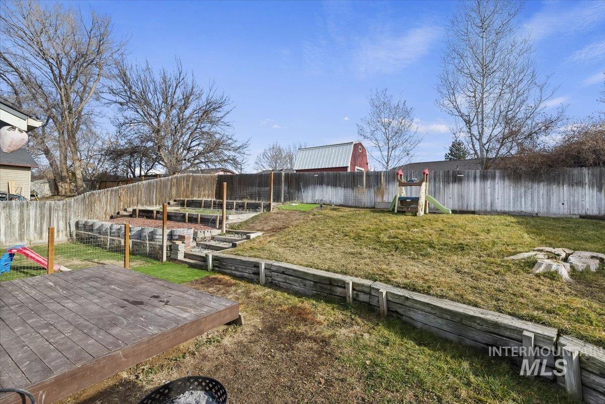 58 S Peppermint Dr, Nampa, Idaho 83687, 3 Bedrooms, 2 Bathrooms, Residential For Sale, Price $355,000,MLS 98972269