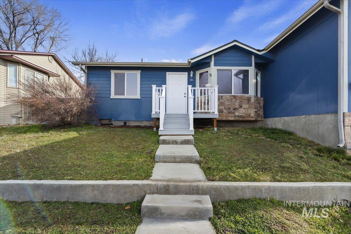 58 S Peppermint Dr, Nampa, Idaho 83687, 3 Bedrooms, 2 Bathrooms, Residential For Sale, Price $355,000,MLS 98972269