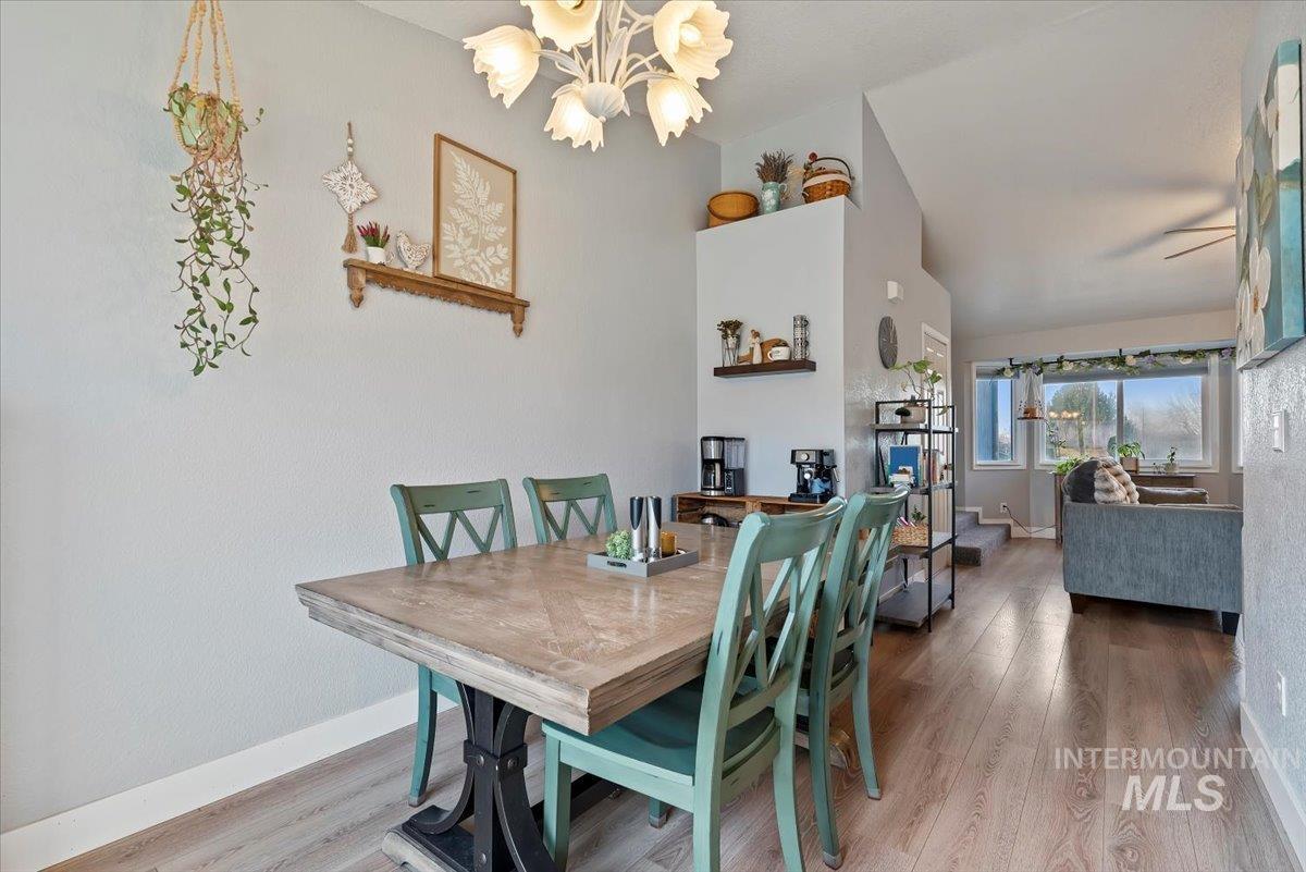 58 S Peppermint Dr, Nampa, Idaho 83687, 3 Bedrooms, 2 Bathrooms, Residential For Sale, Price $355,000,MLS 98972269