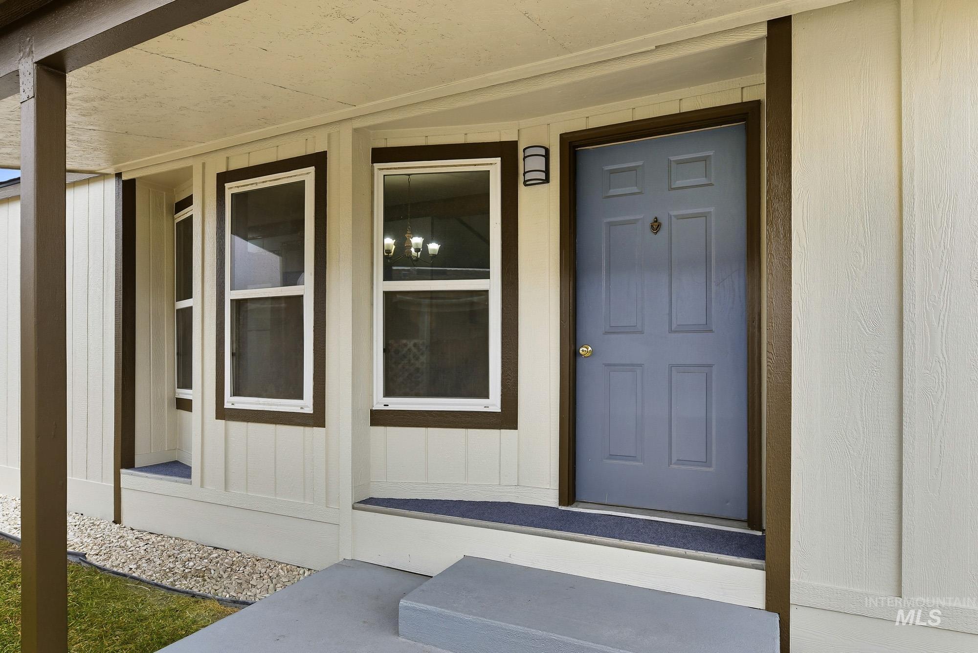 1907 W Flamingo Ave, Nampa, Idaho 83651-1680, 3 Bedrooms, 2 Bathrooms, Residential For Sale, Price $179,995,MLS 98972271