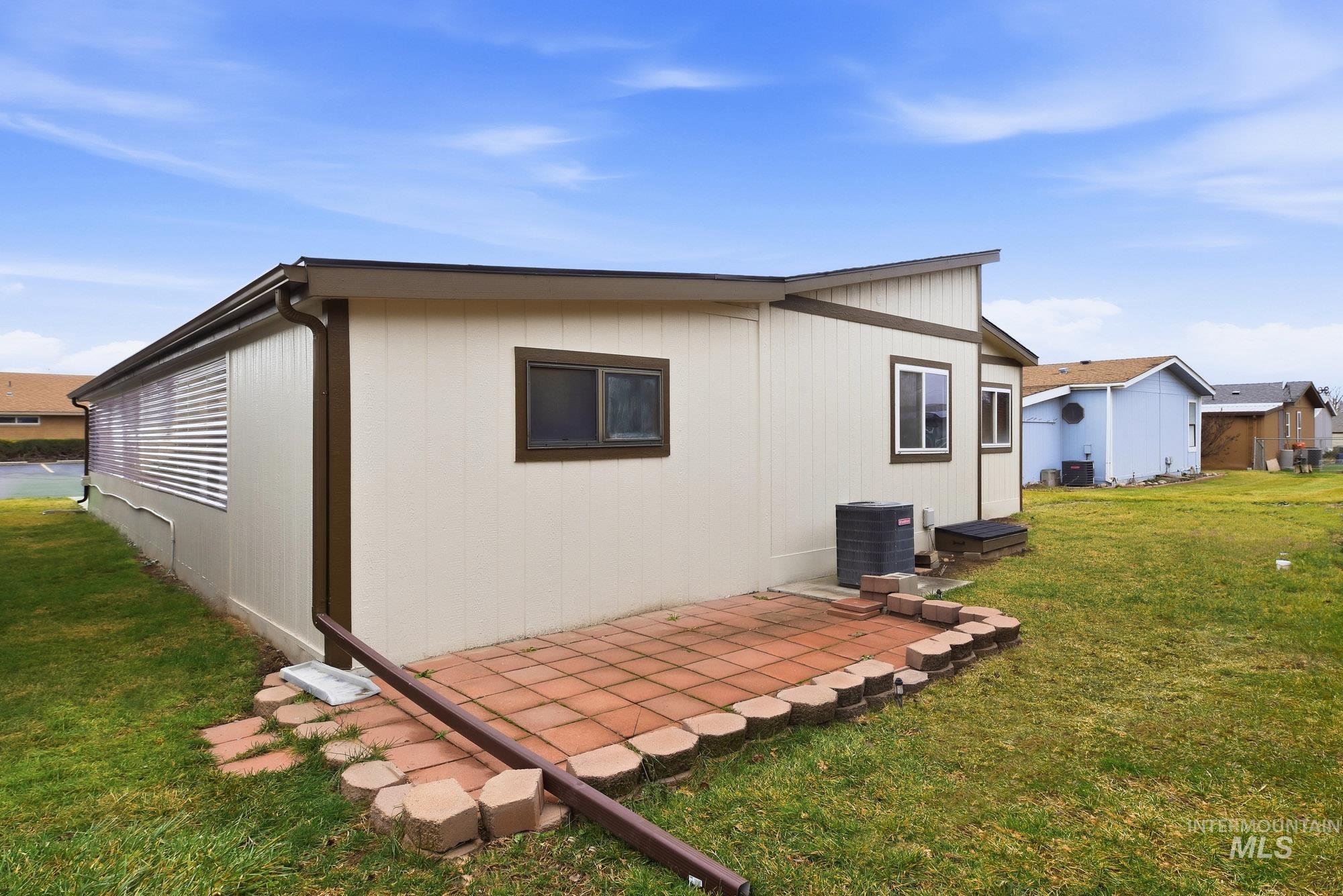 1907 W Flamingo Ave Unit 43, Nampa, Idaho 83651-1680, 3 Bedrooms, 2 Bathrooms, Residential For Sale, Price $189,980,MLS 98972271