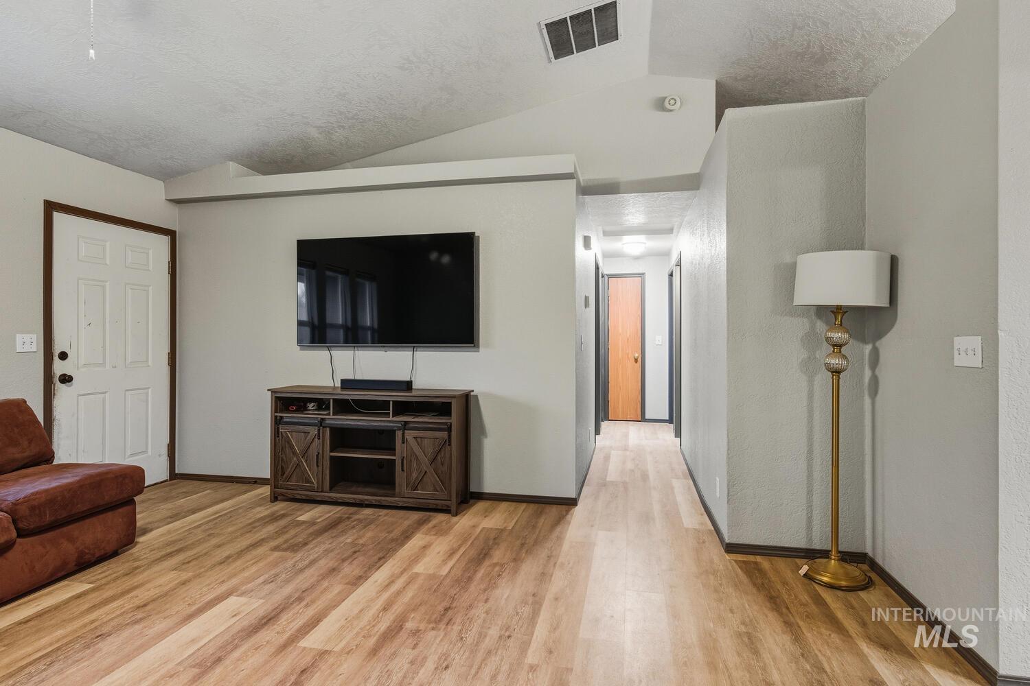 1052 NW 5th Ave, Meridian, Idaho 83642, 3 Bedrooms, 2 Bathrooms, Residential For Sale, Price $379,999,MLS 98972272