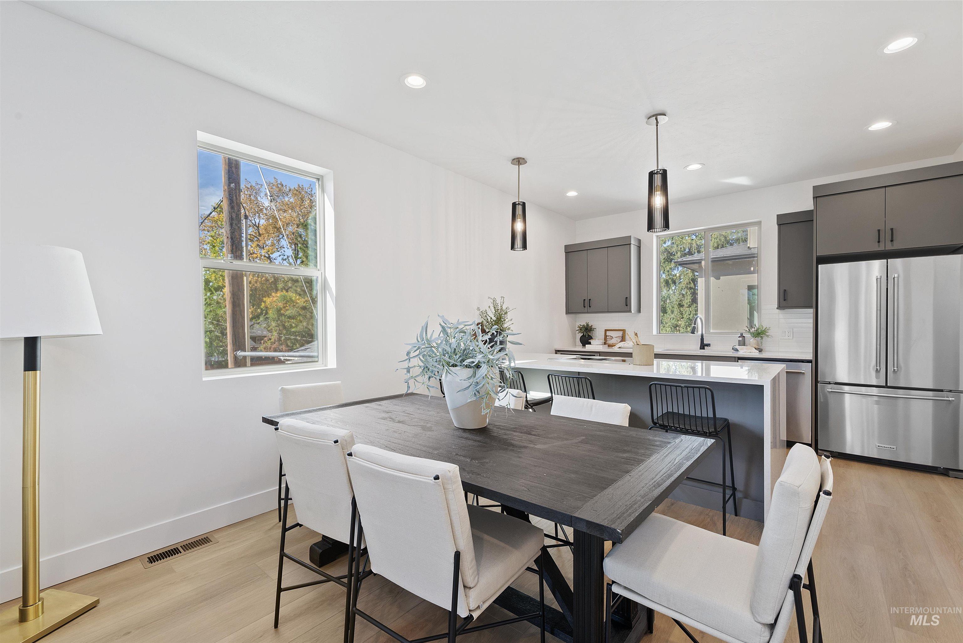 1703 S Rock View Ln, Boise, Idaho 83705, 2 Bedrooms, 2.5 Bathrooms, Residential For Sale, Price $476,880,MLS 98972273