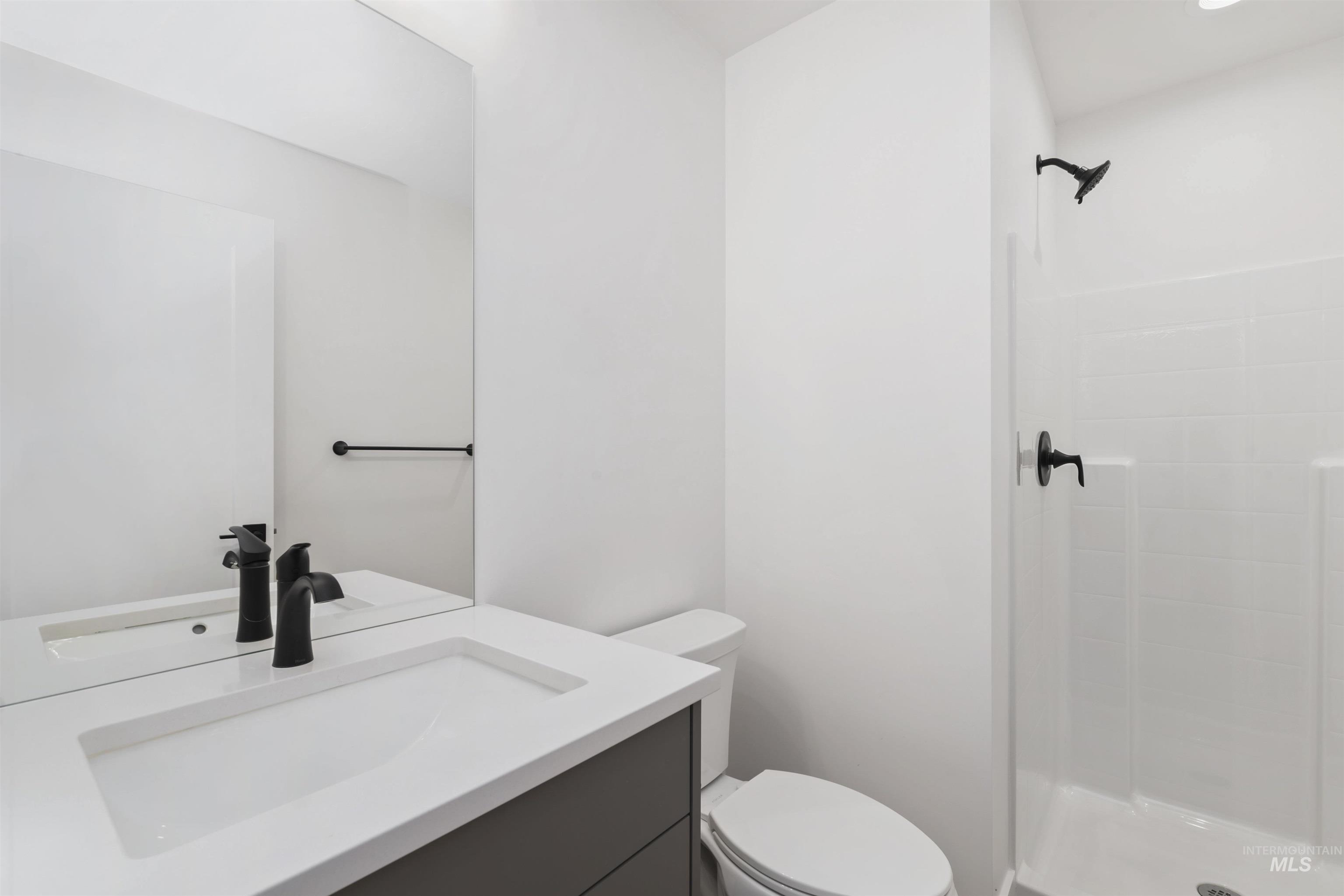 1703 S Rock View Ln, Boise, Idaho 83705, 2 Bedrooms, 2.5 Bathrooms, Residential For Sale, Price $476,880,MLS 98972273