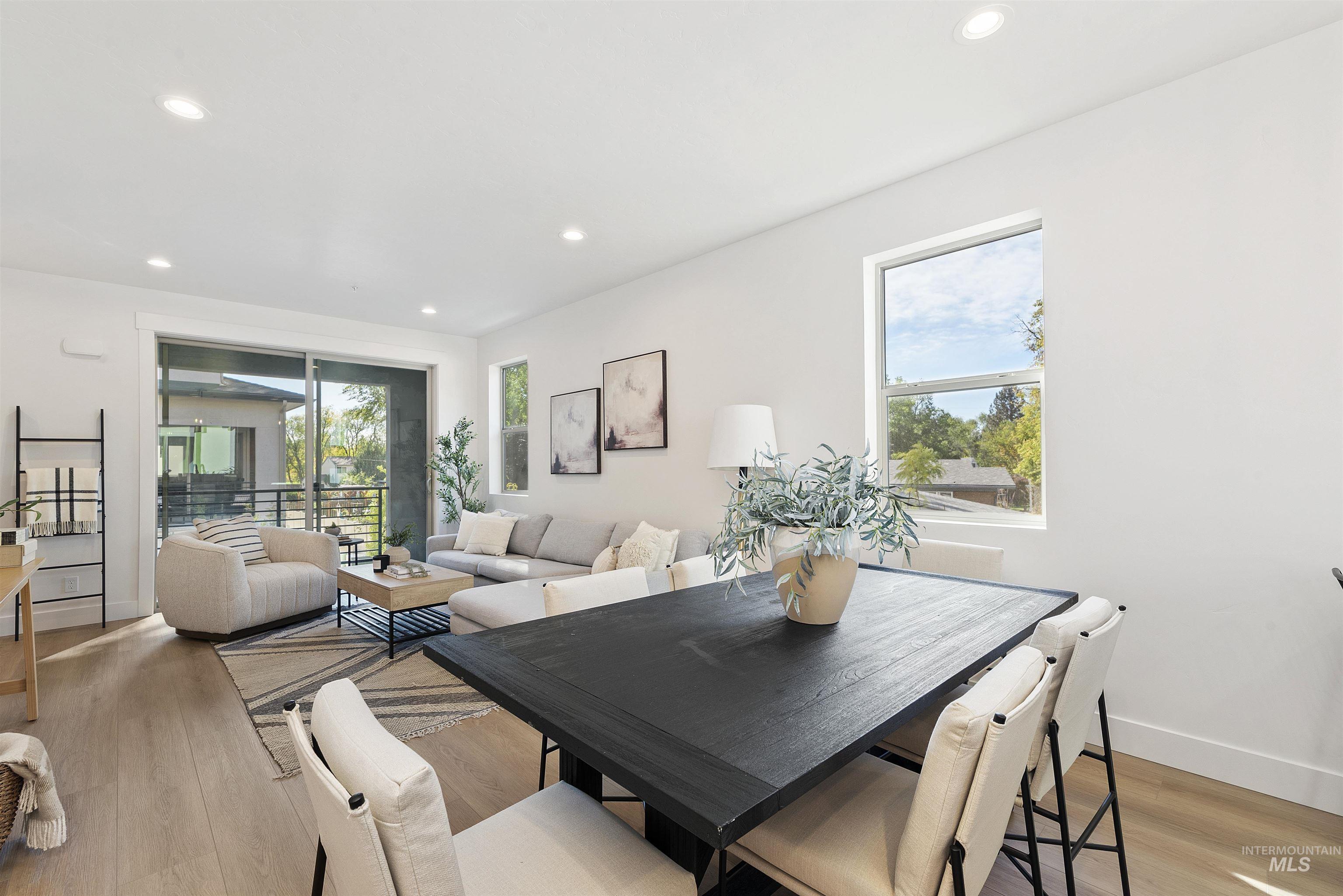 1703 S Rock View Ln, Boise, Idaho 83705, 2 Bedrooms, 2.5 Bathrooms, Residential For Sale, Price $476,880,MLS 98972273