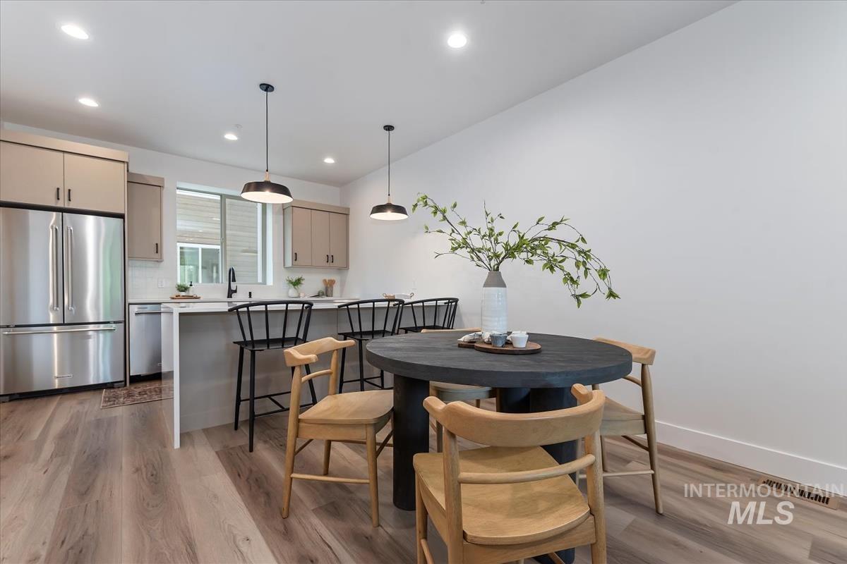 1705 S Federal Way, Boise, Idaho 83705, 3 Bedrooms, 3.5 Bathrooms, Residential For Sale, Price $534,880, 98972274