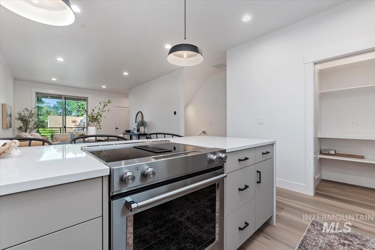 1705 S Federal Way, Boise, Idaho 83705, 3 Bedrooms, 3.5 Bathrooms, Residential For Sale, Price $534,880, 98972274