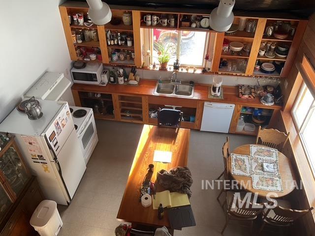 127 Golden Rod Lane, Elk City, Idaho 83525, 2 Bedrooms, 2 Bathrooms, Residential For Sale, Price $460,000,MLS 98972275