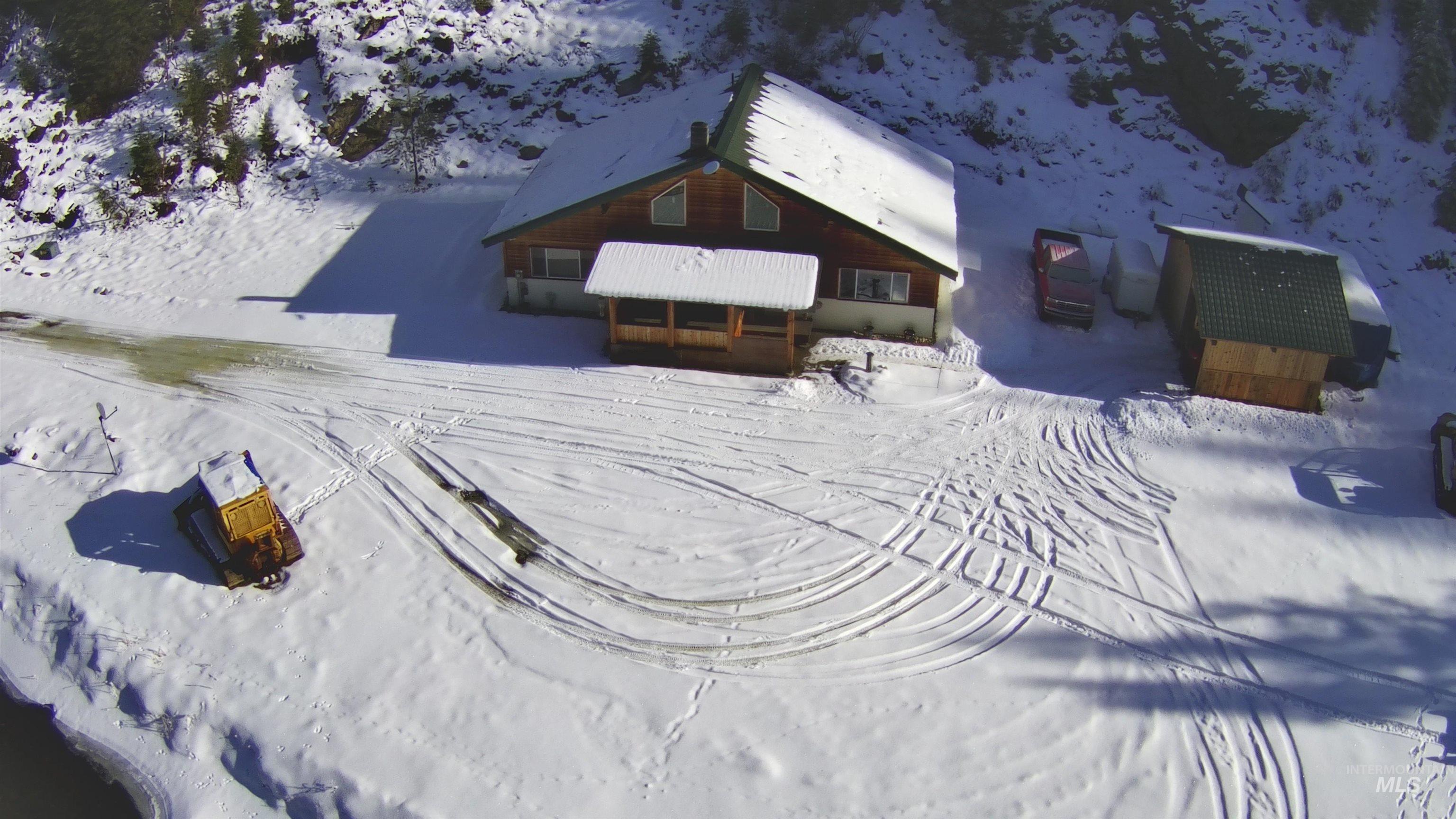 127 Golden Rod Lane, Elk City, Idaho 83525, 2 Bedrooms, 2 Bathrooms, Residential For Sale, Price $460,000,MLS 98972275