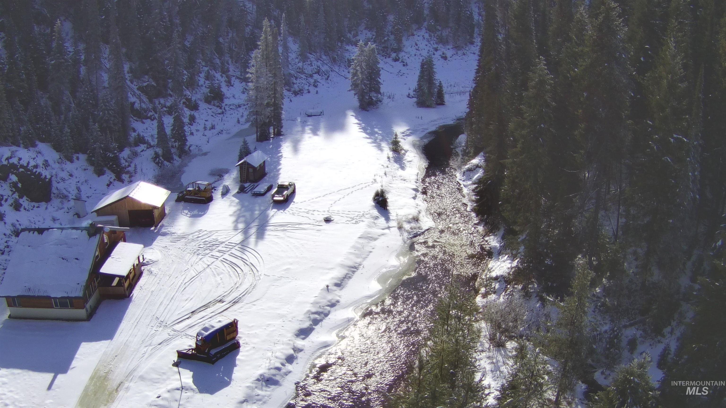 127 Golden Rod Lane, Elk City, Idaho 83525, 2 Bedrooms, 2 Bathrooms, Residential For Sale, Price $490,000,MLS 98972275