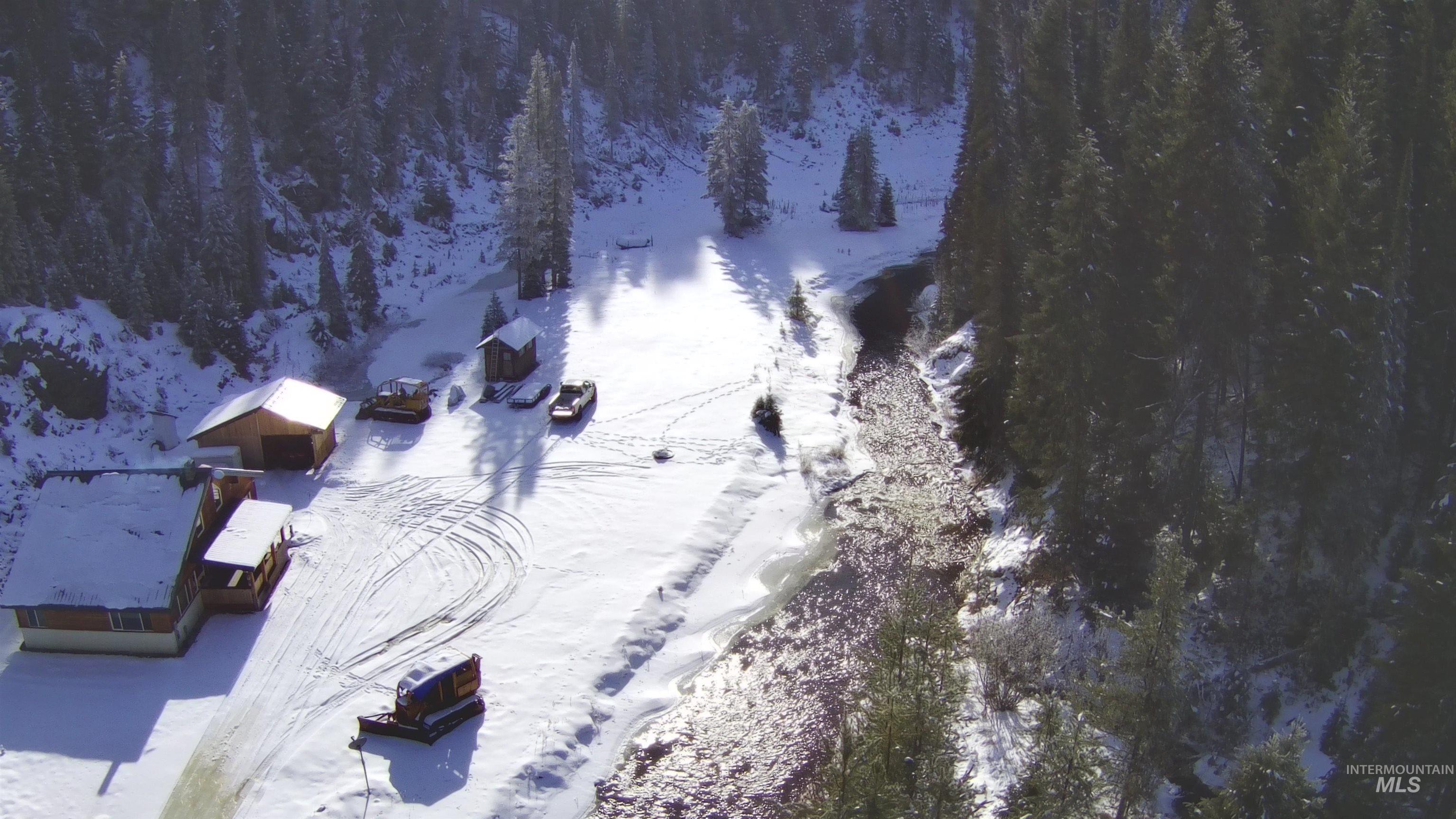 127 Golden Rod Lane, Elk City, Idaho 83525, 2 Bedrooms, 2 Bathrooms, Residential For Sale, Price $460,000,MLS 98972275