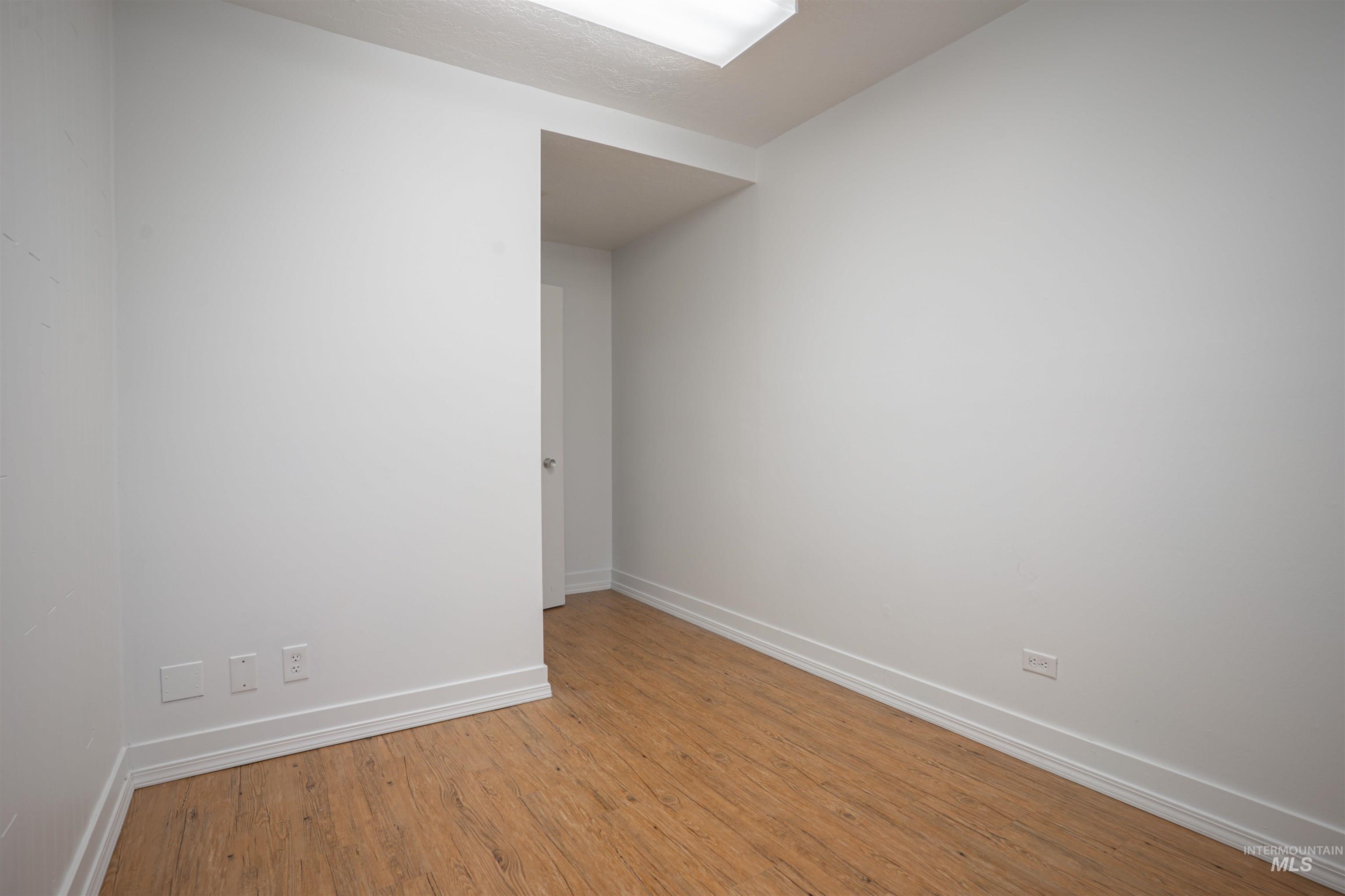 664 Shoup Ave W, Twin Falls, Idaho 83301, 5 Rooms, Business/Commercial For Sale, Price $11,940,MLS 98972276