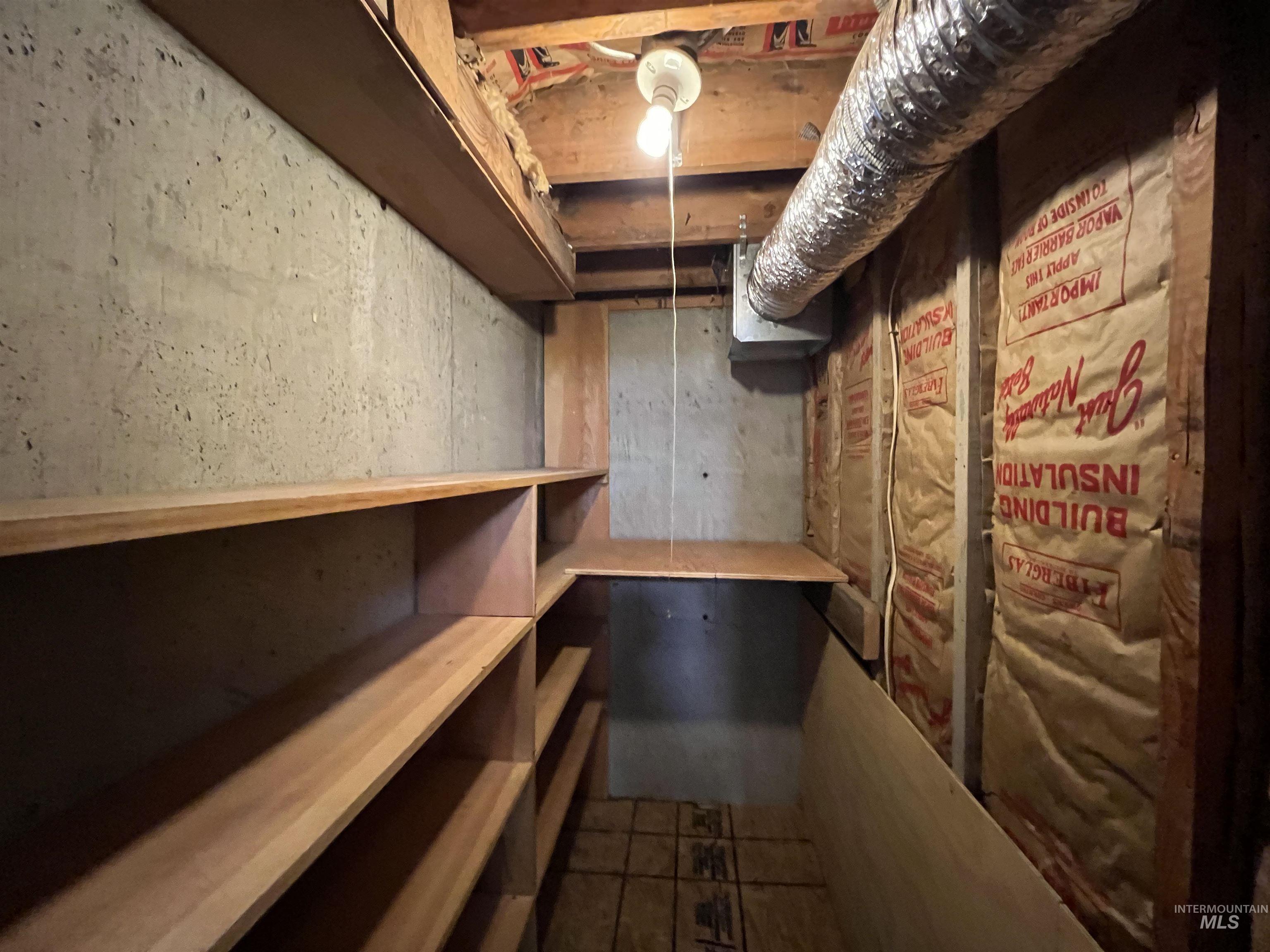 2405 Sunset #2, Ontario, Oregon 97914, 2 Bedrooms, 1 Bathroom, Rental For Rent, Price $1,295,MLS 98972279