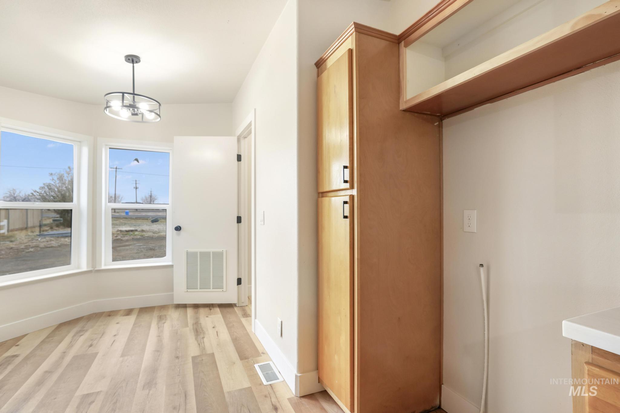 20062 Hwy 30, Buhl, Idaho 83316, 3 Bedrooms, 2 Bathrooms, Residential For Sale, Price $305,000,MLS 98972280