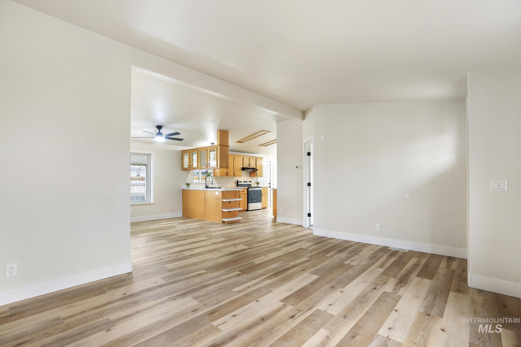 20062 Hwy 30, Buhl, Idaho 83316, 3 Bedrooms, 2 Bathrooms, Residential For Sale, Price $305,000,MLS 98972280