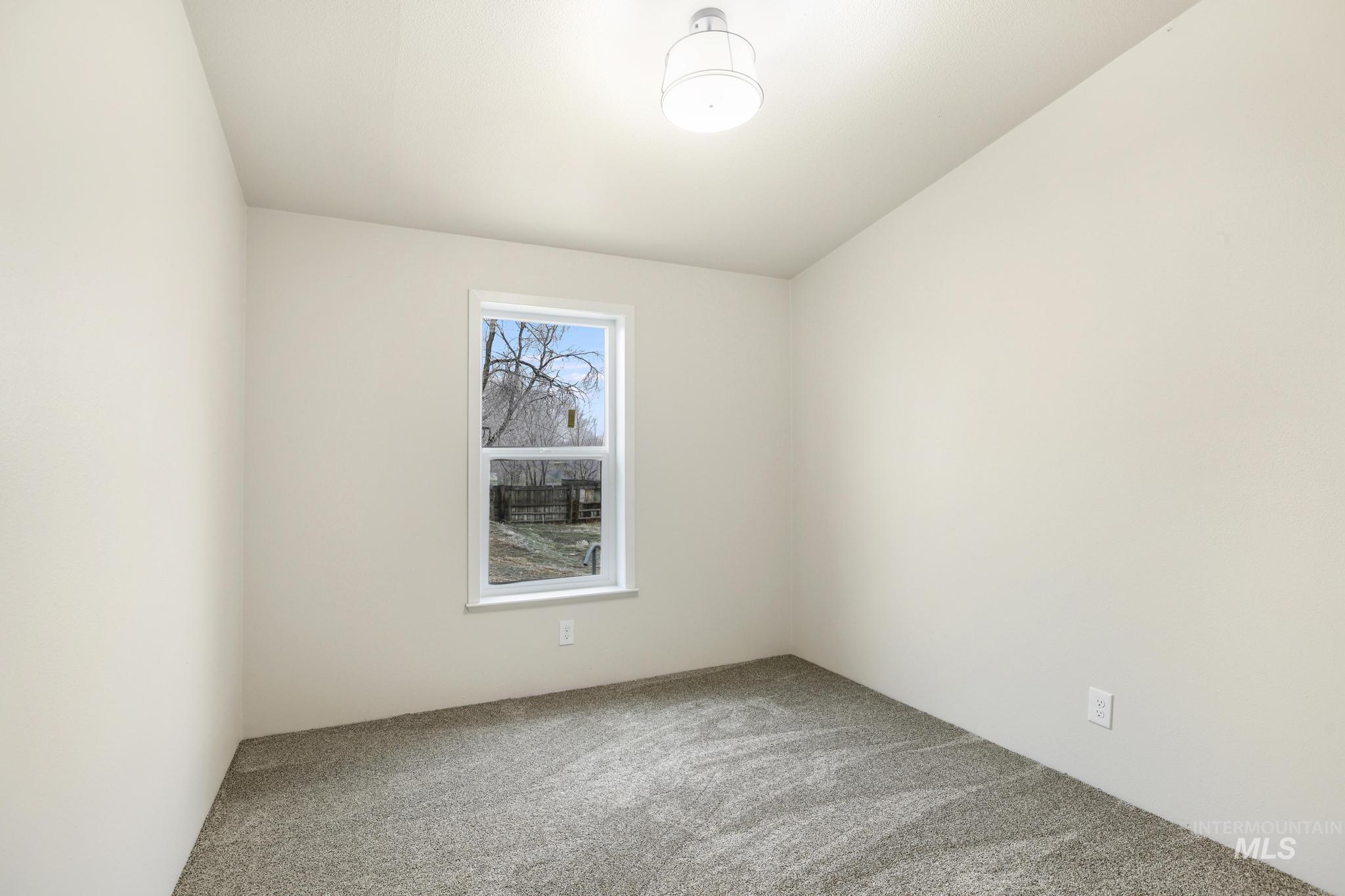 20062 Hwy 30, Buhl, Idaho 83316, 3 Bedrooms, 2 Bathrooms, Residential For Sale, Price $305,000,MLS 98972280