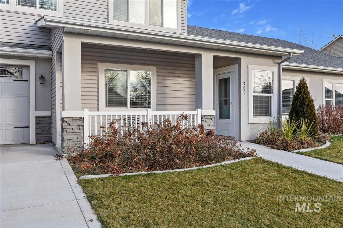 900 Glen Eagle Dr, Jerome, Idaho 83338, 4 Bedrooms, 3.5 Bathrooms, Residential For Sale, Price $535,750,MLS 98972281