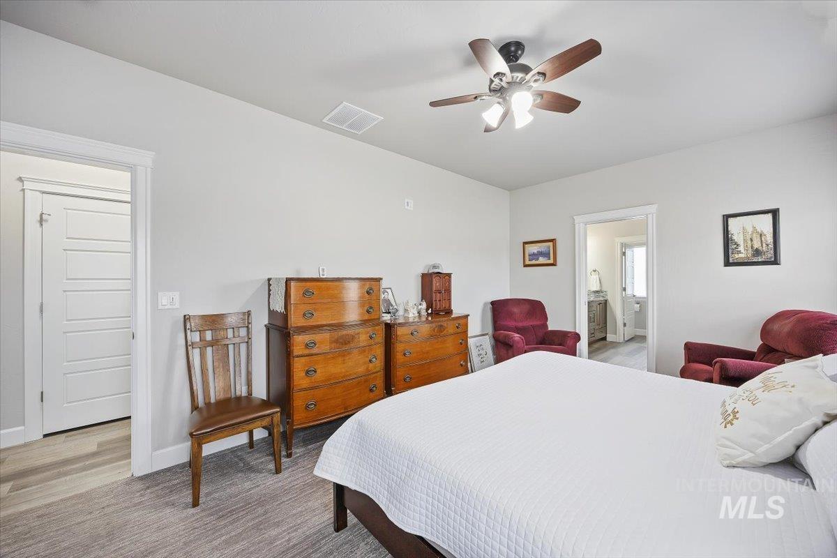 900 Glen Eagle Dr, Jerome, Idaho 83338, 4 Bedrooms, 3.5 Bathrooms, Residential For Sale, Price $535,750,MLS 98972281