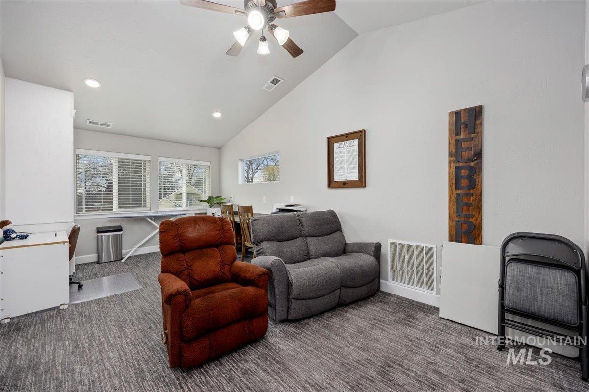 900 Glen Eagle Dr, Jerome, Idaho 83338, 4 Bedrooms, 3.5 Bathrooms, Residential For Sale, Price $535,750,MLS 98972281