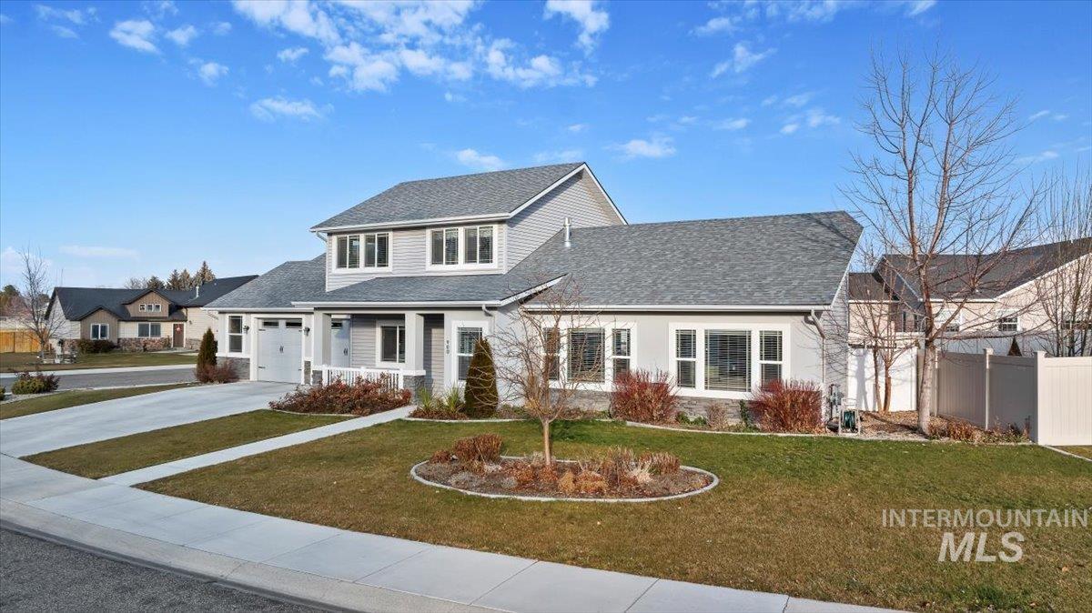 900 Glen Eagle Dr, Jerome, Idaho 83338, 4 Bedrooms, 3.5 Bathrooms, Residential For Sale, Price $535,750,MLS 98972281