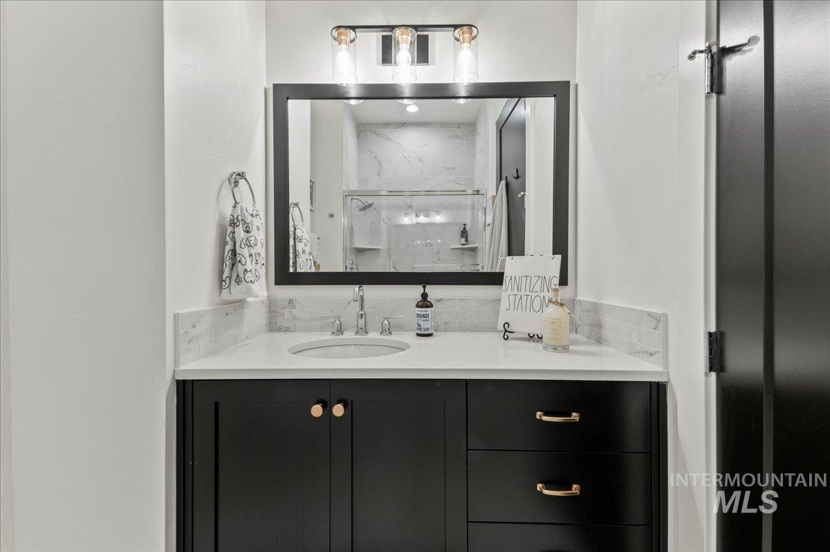 11634 W Lilium Street, Star, Idaho 83669, 4 Bedrooms, 3.5 Bathrooms, Residential For Sale, Price $809,900,MLS 98972283