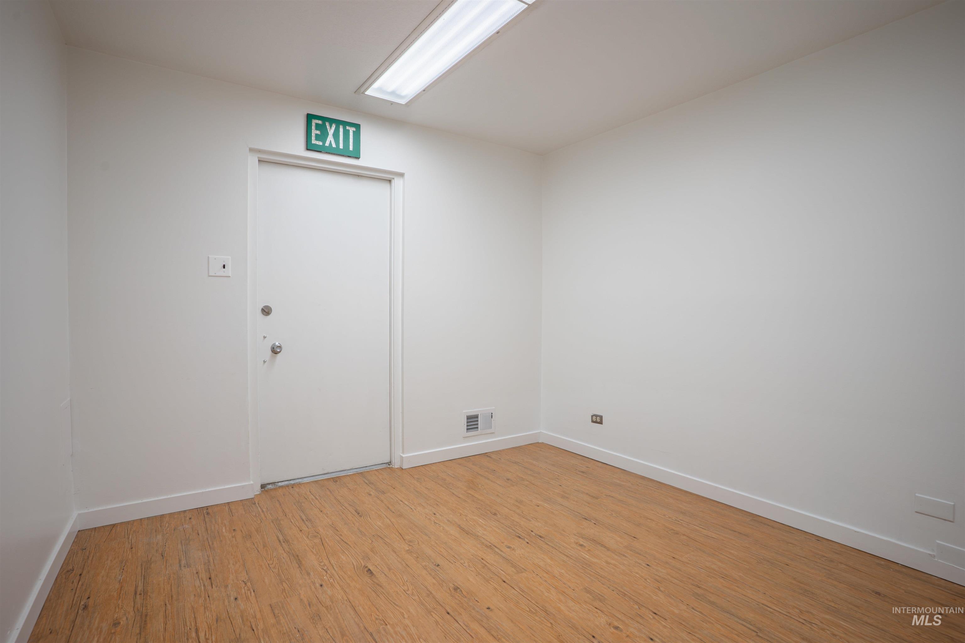 664 Shoup Ave W, Twin Falls, Idaho 83301, 30 Rooms, Business/Commercial For Sale, Price $23,940,MLS 98972284