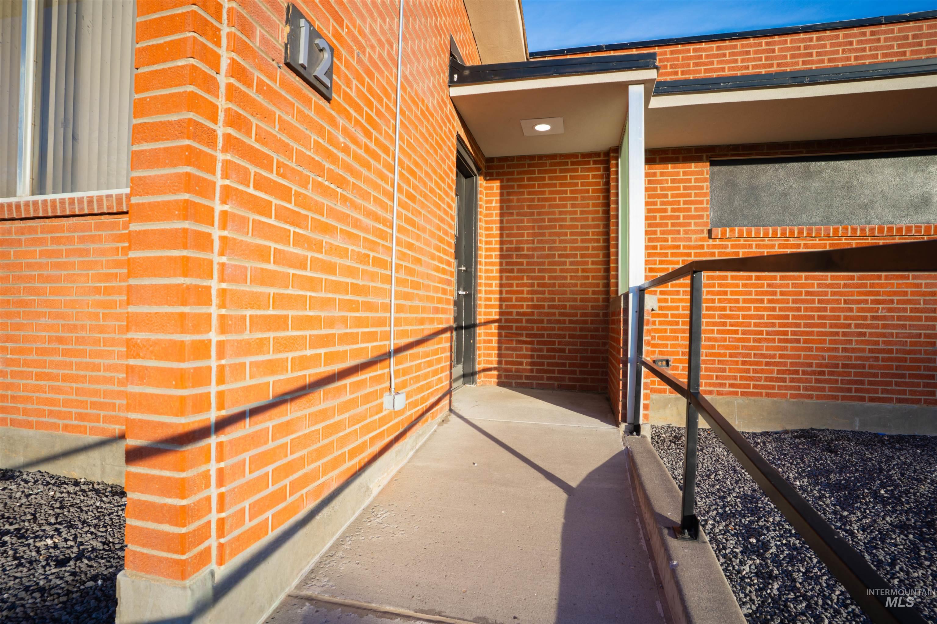 664 Shoup Ave W, Twin Falls, Idaho 83301, 30 Rooms, Business/Commercial For Sale, Price $23,940,MLS 98972284