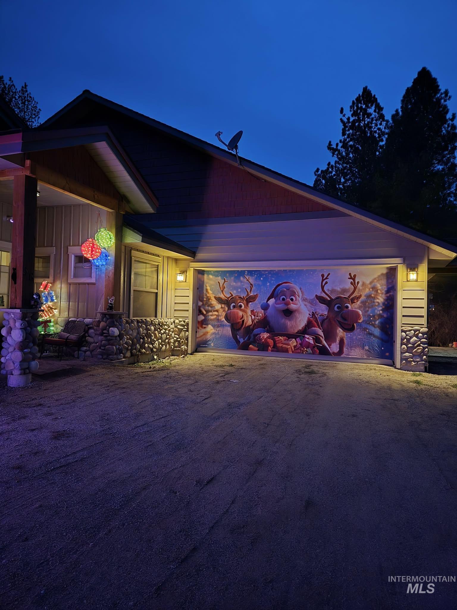 36 Kevins, Garden Valley, Idaho 83622-5233, 4 Bedrooms, 4.5 Bathrooms, Residential For Sale, Price $2,499,999,MLS 98972285