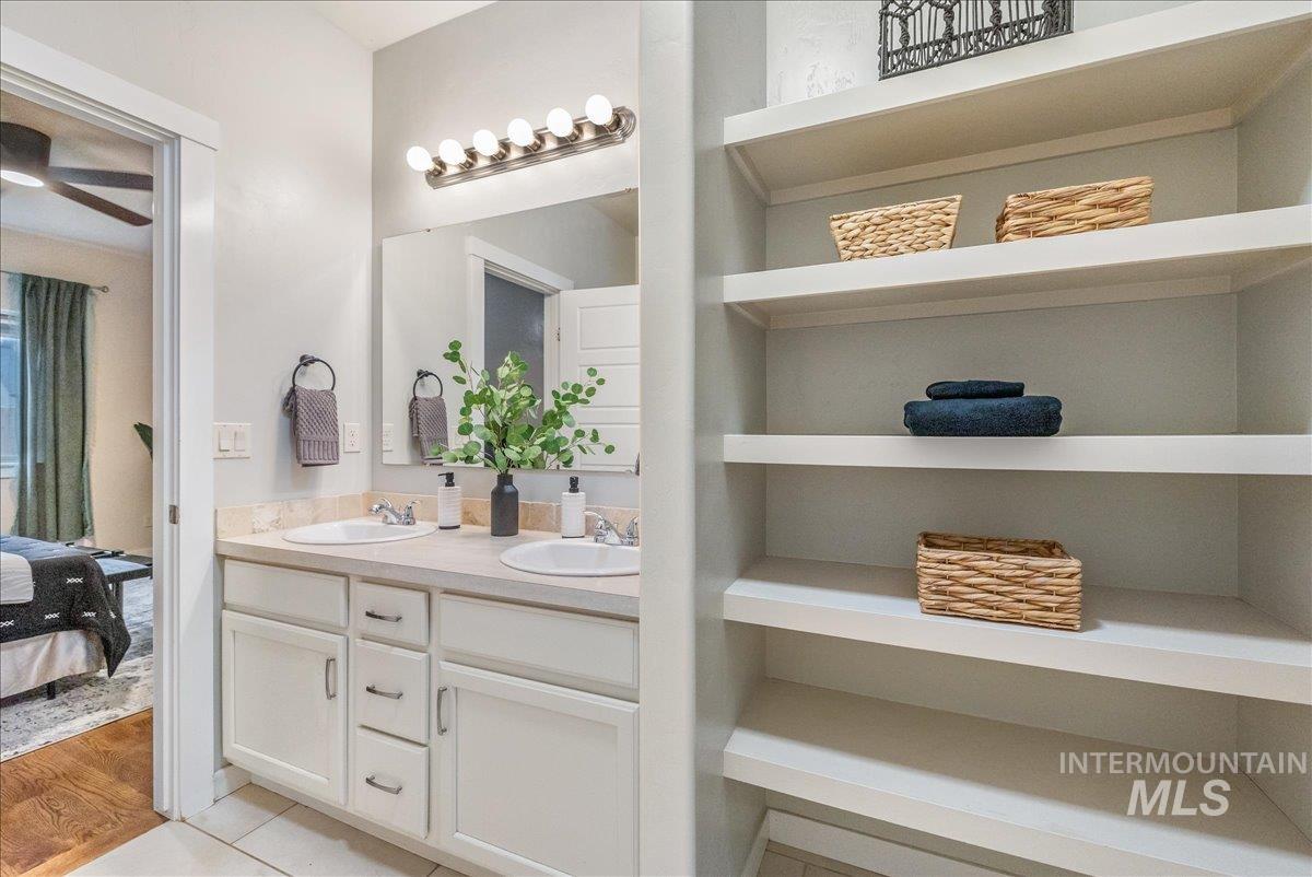 4372 S Cruzatte Ln, Boise, Idaho 83716, 3 Bedrooms, 2 Bathrooms, Residential For Sale, Price $515,000,MLS 98972286